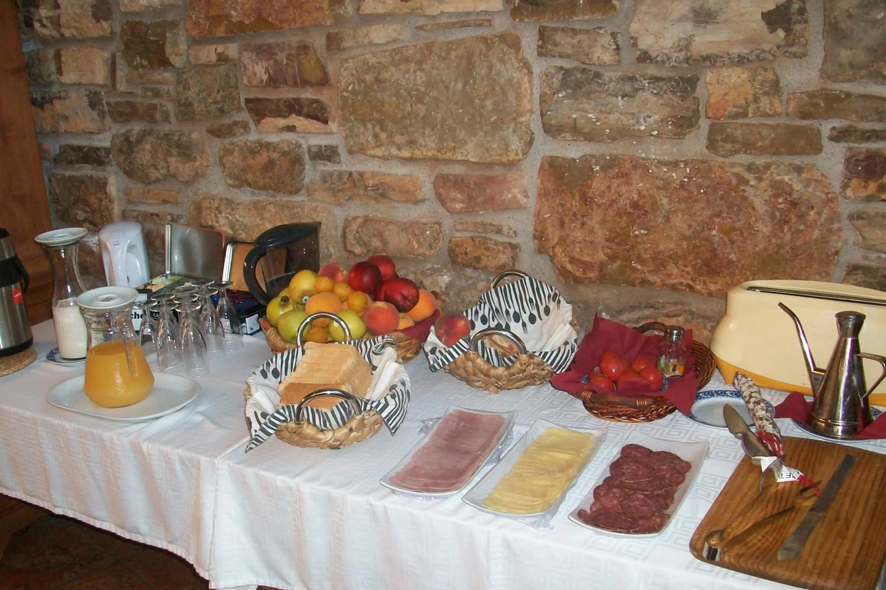 Breakfast in Hotel Can Missé