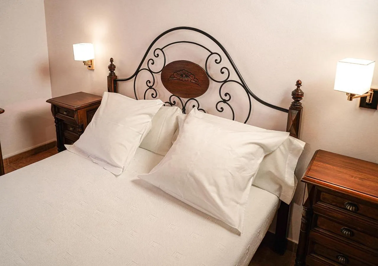Bed in Hotel Can Missé