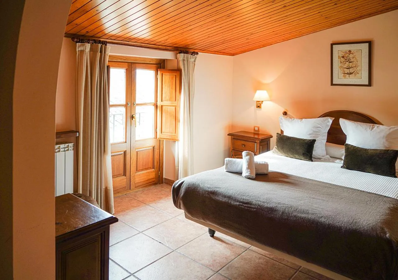 Bed in Hotel Can Missé