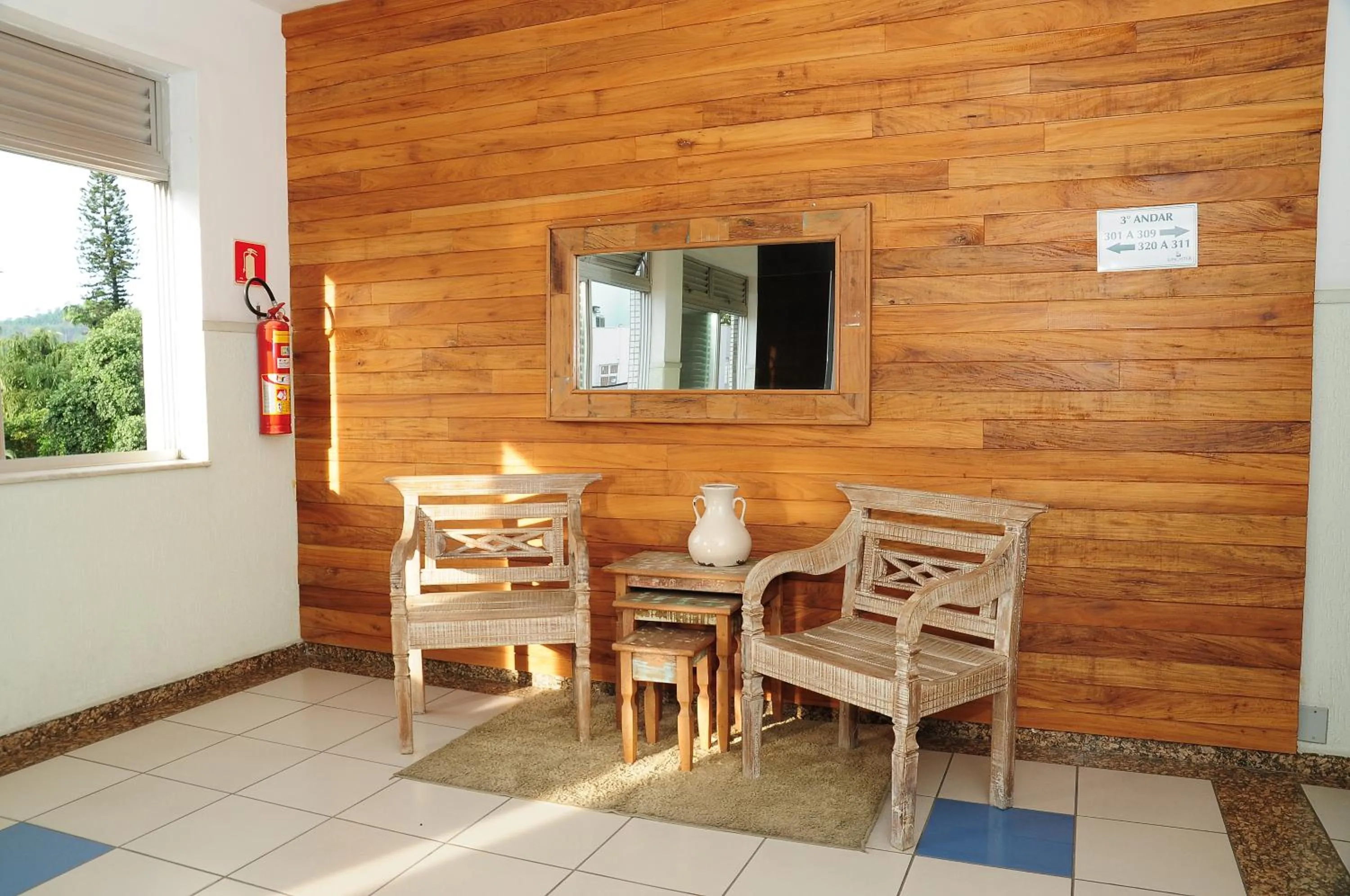 Area and facilities in San Diego Lancaster Teófilo Otoni