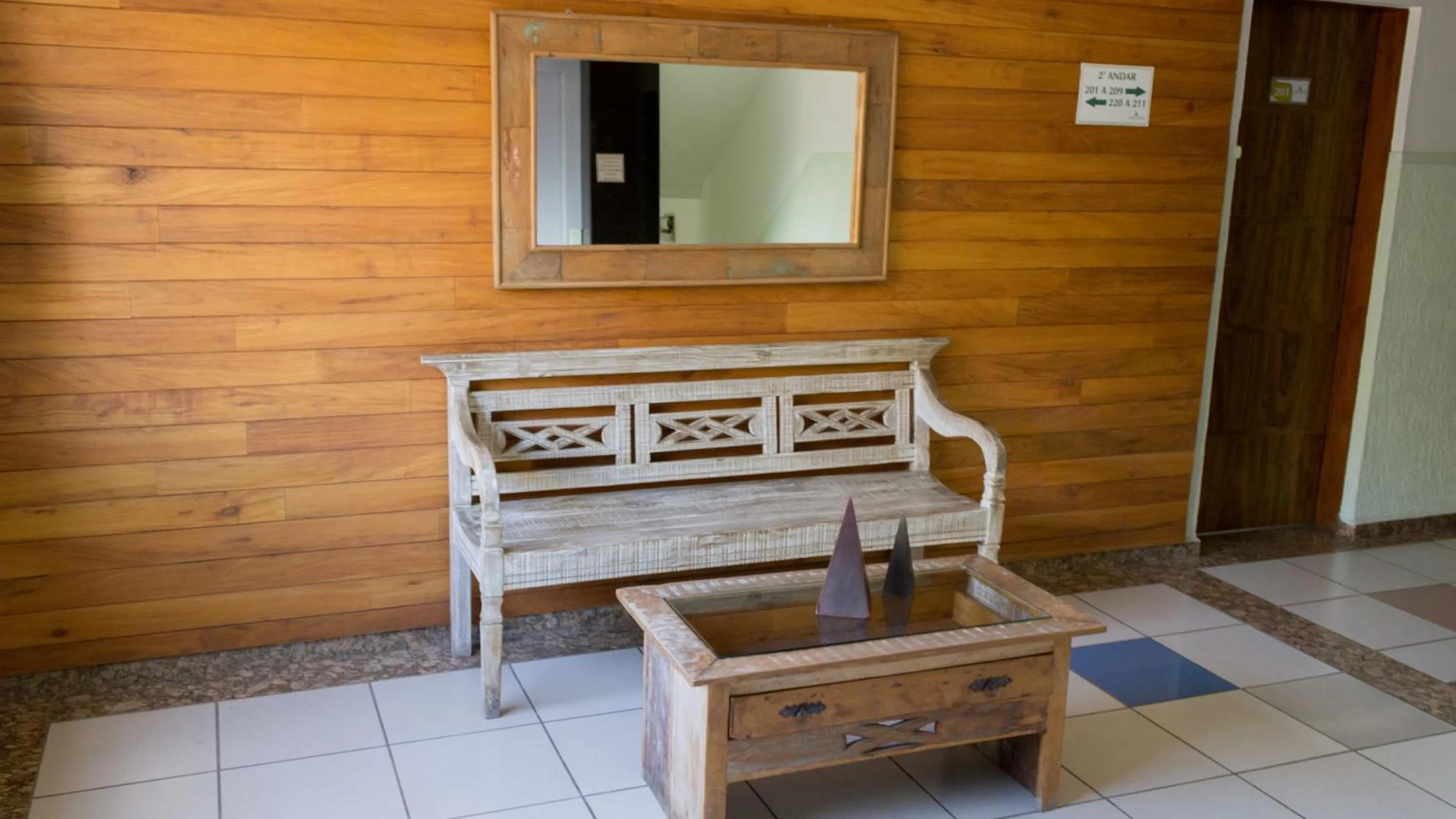 Living room in San Diego Lancaster Teófilo Otoni