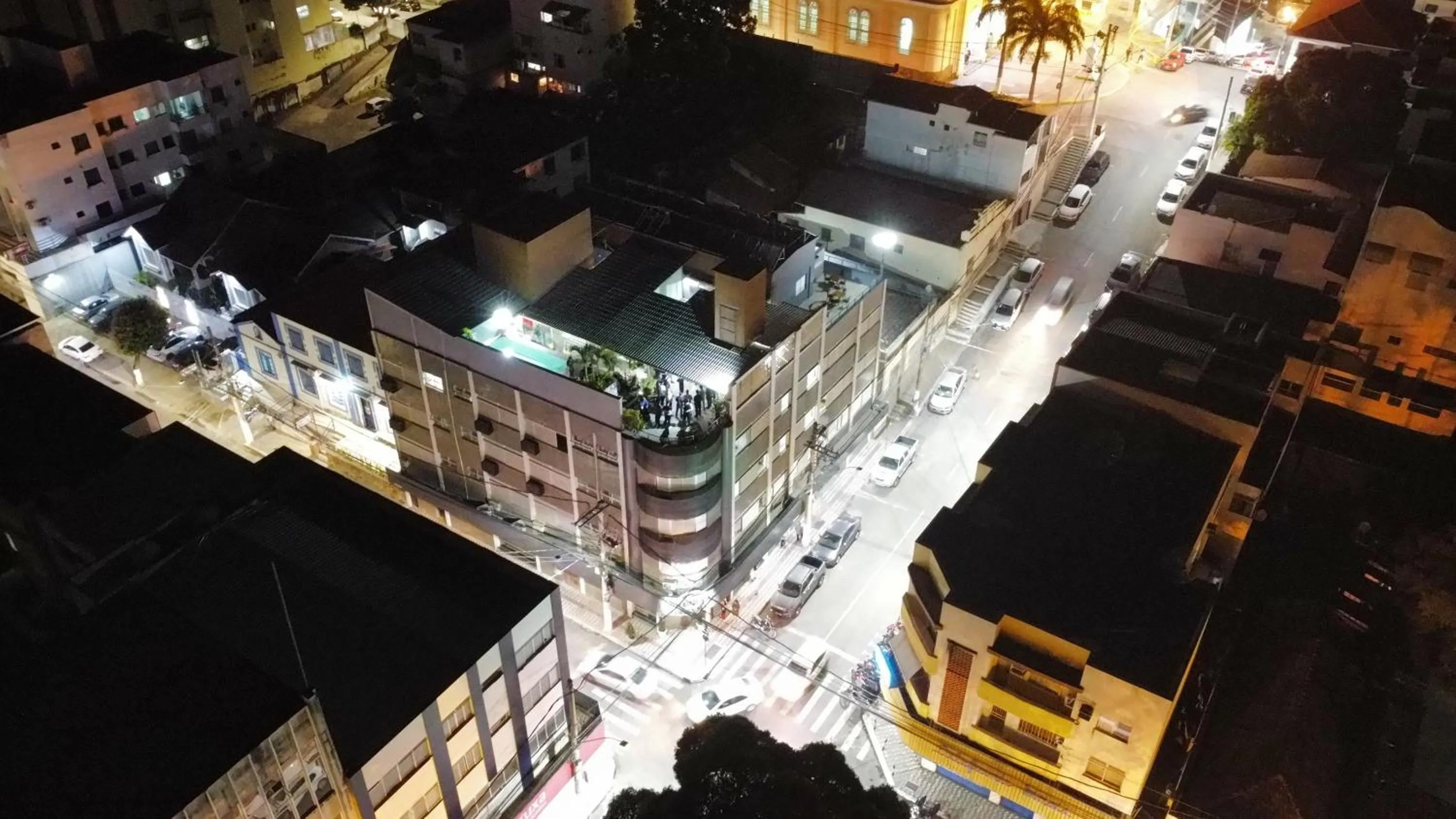 Property building in San Diego Lancaster Teófilo Otoni