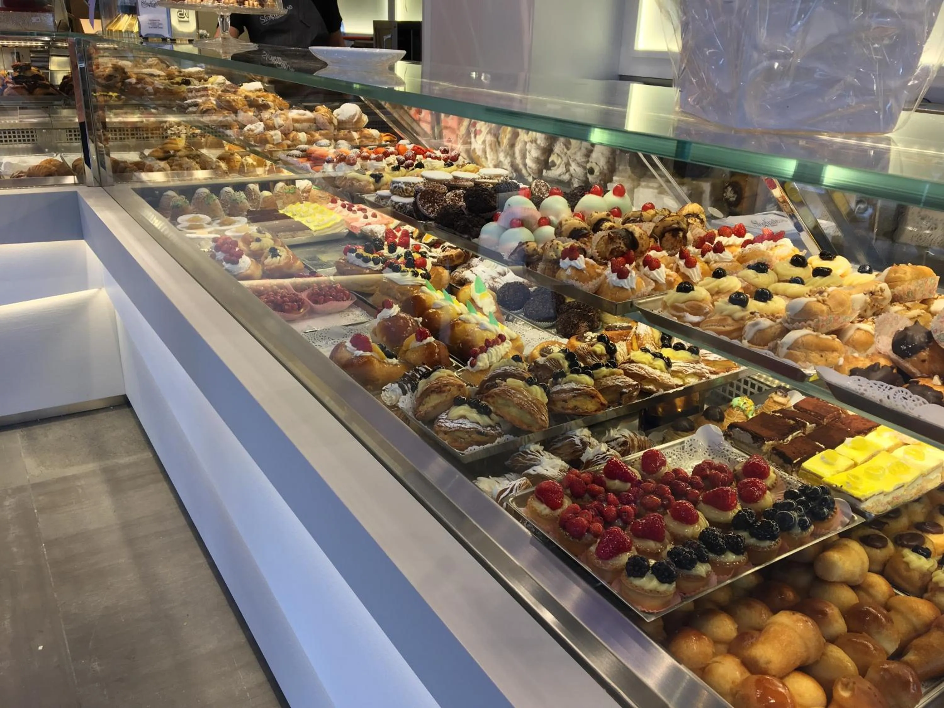 Food and drinks in B&B Paradise