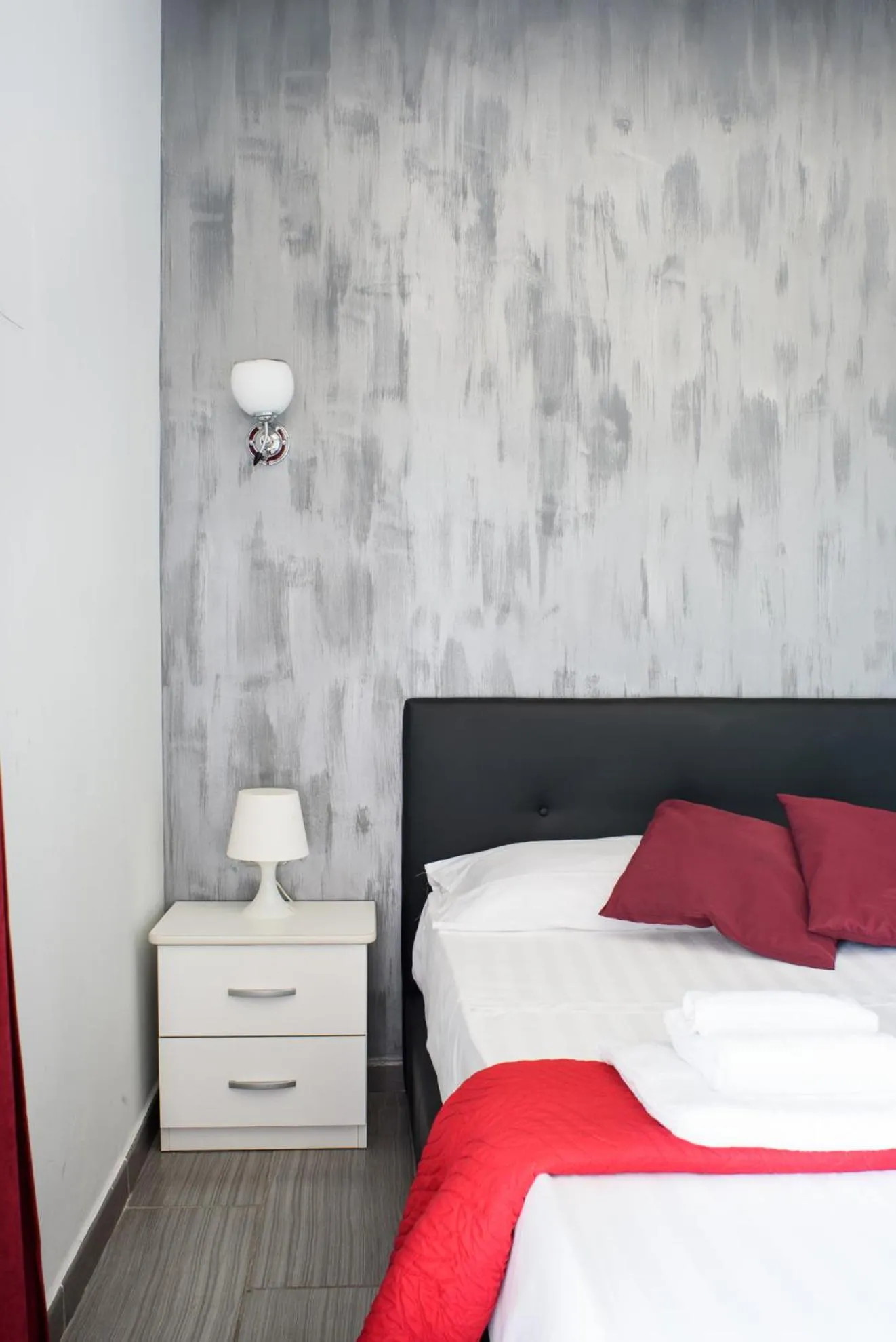 Photo of the whole room, Bed in B&B Paradise