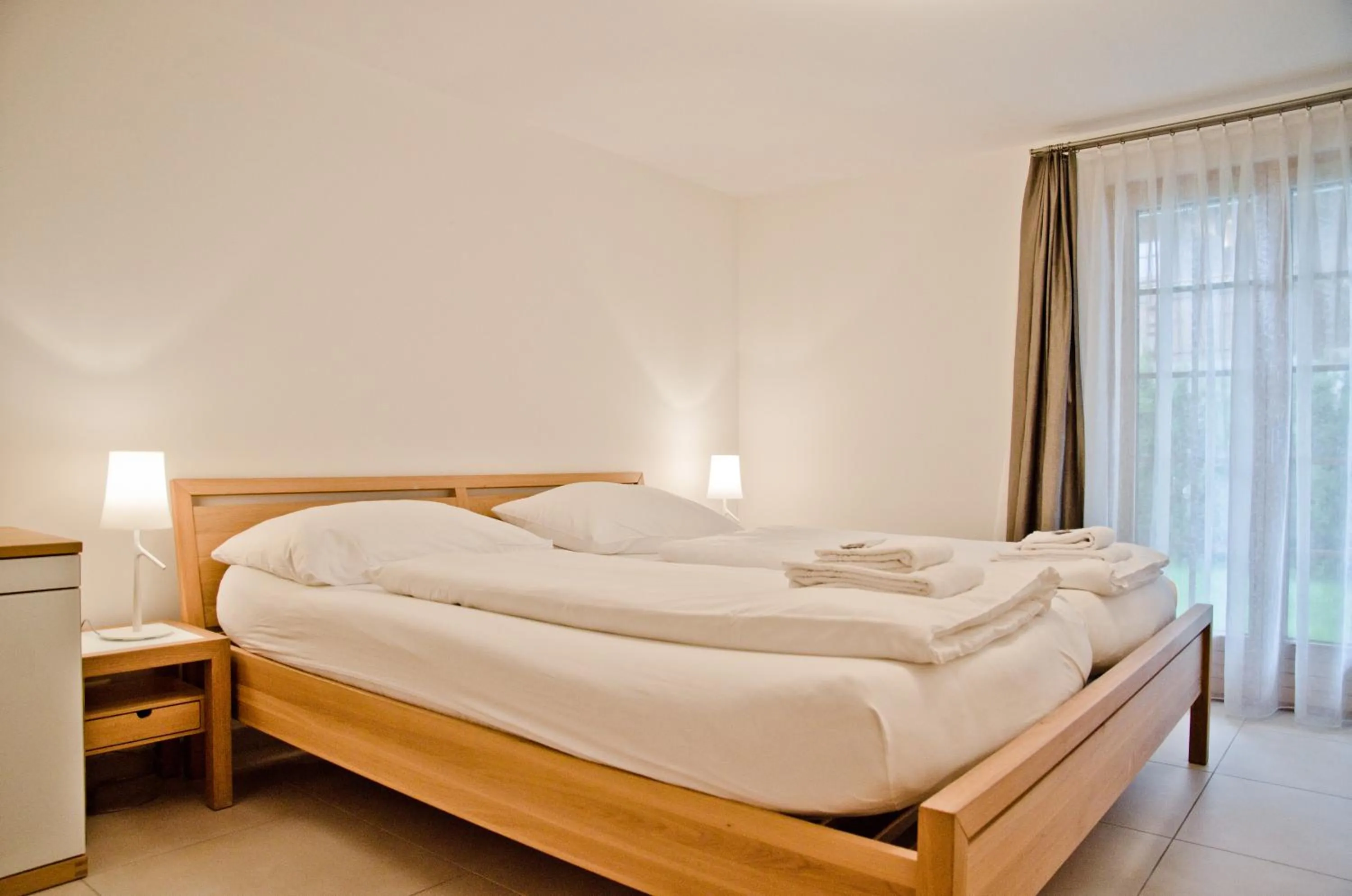 Bedroom, Bed in Apartment Delta - GRIWA RENT AG