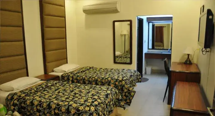 Deluxe Double Room - single occupancy in Hotel Dreamz Residency Deluxe Double Room - single occupancy in Hotel Dreamz Residency