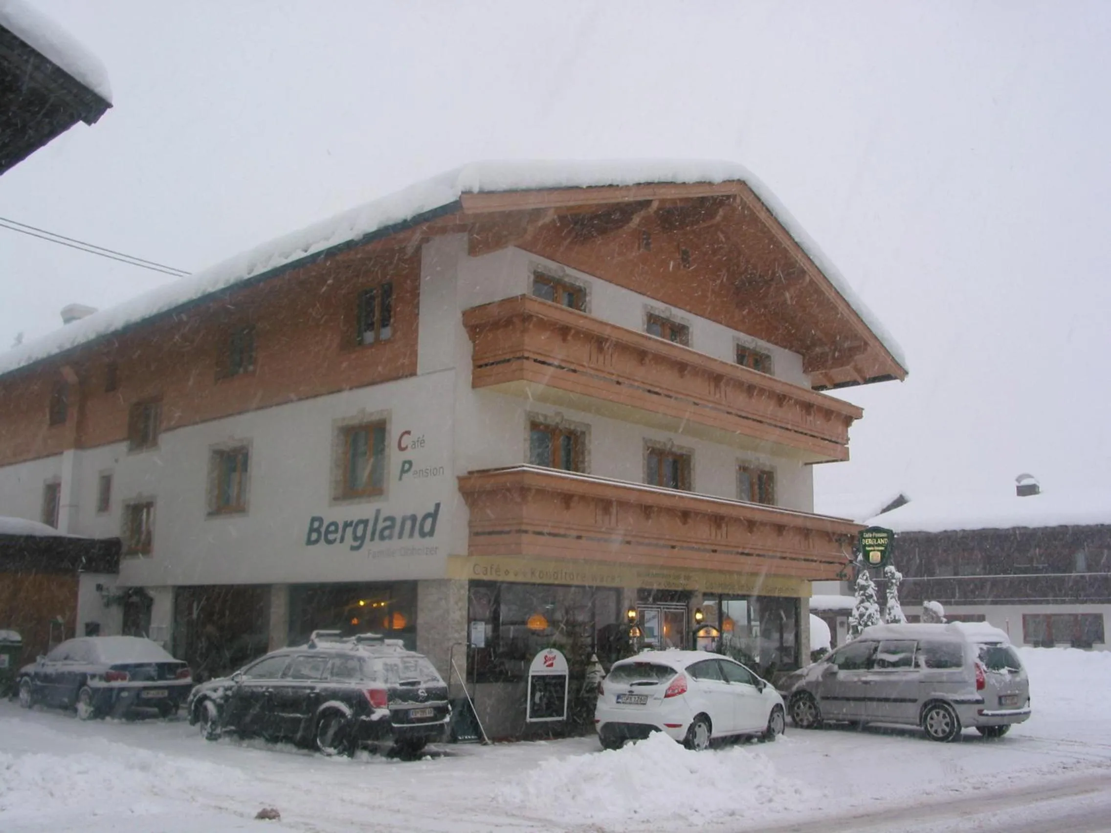 Property building in Haus Bergland