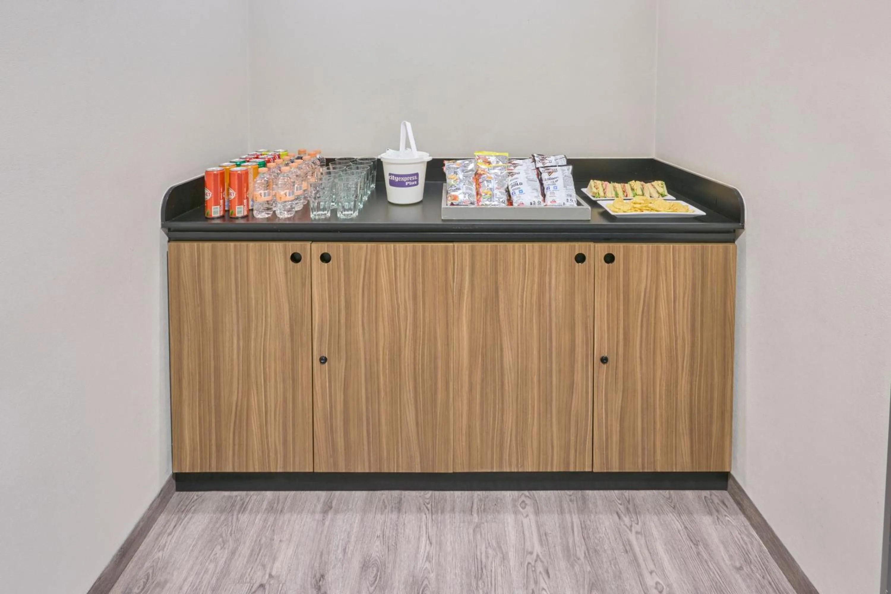 Meeting/conference room in City Express Plus by Marriott Ciudad de México Periférico Sur Tlalpan