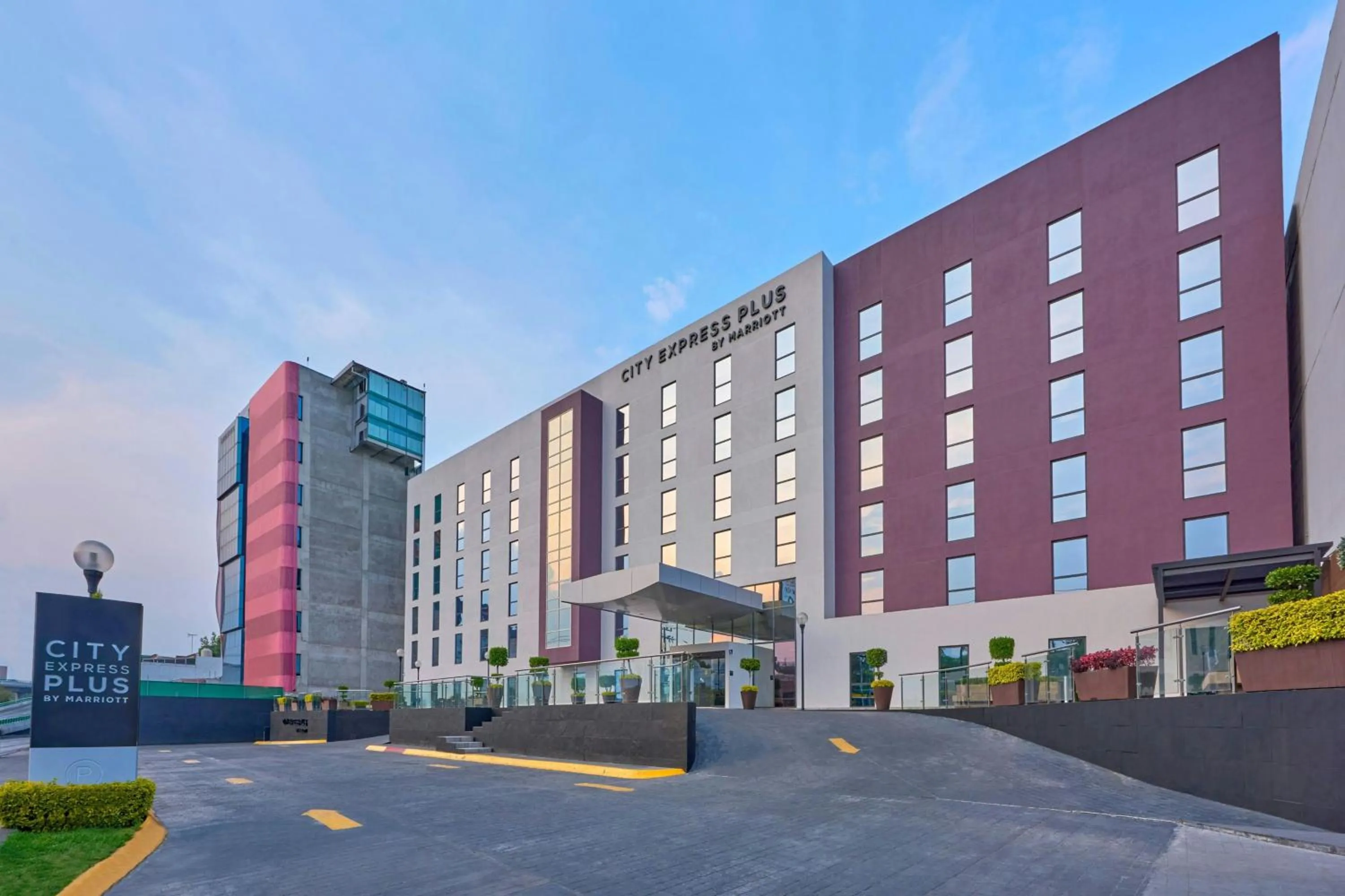 Property building in City Express Plus by Marriott Ciudad de México Periférico Sur Tlalpan