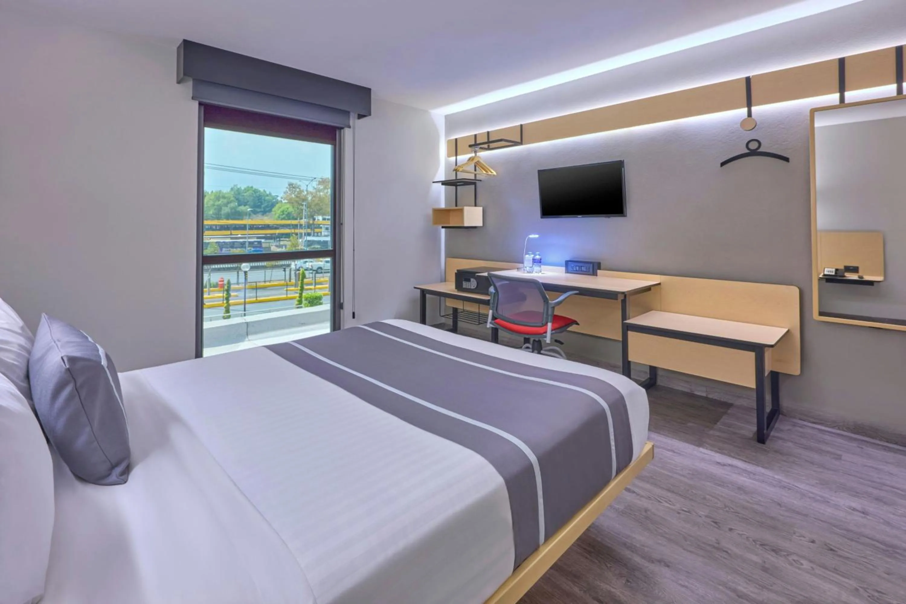 Bedroom, Bed in City Express Plus by Marriott Ciudad de México Periférico Sur Tlalpan