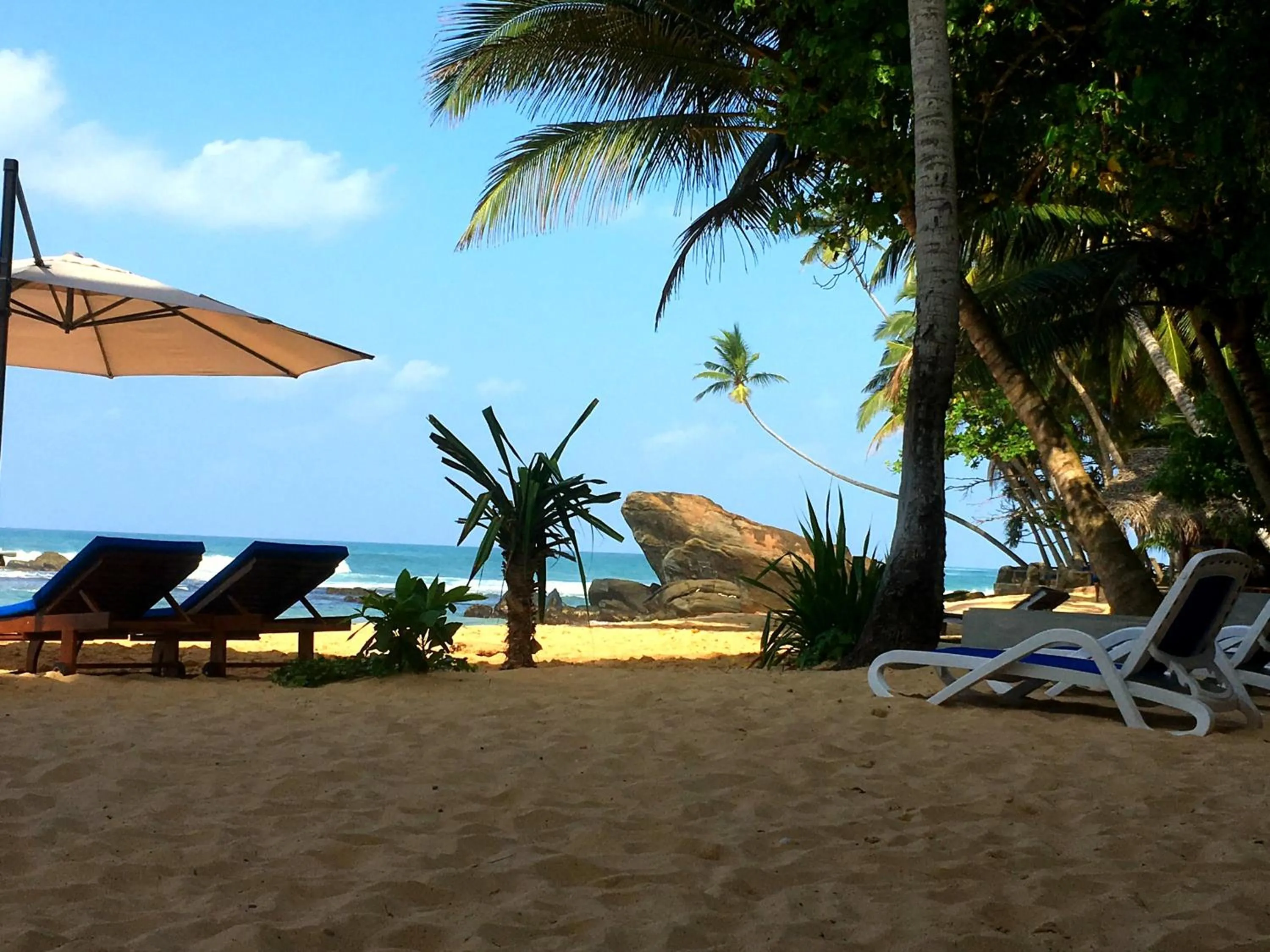 Beach in Sayura Beach Hotel