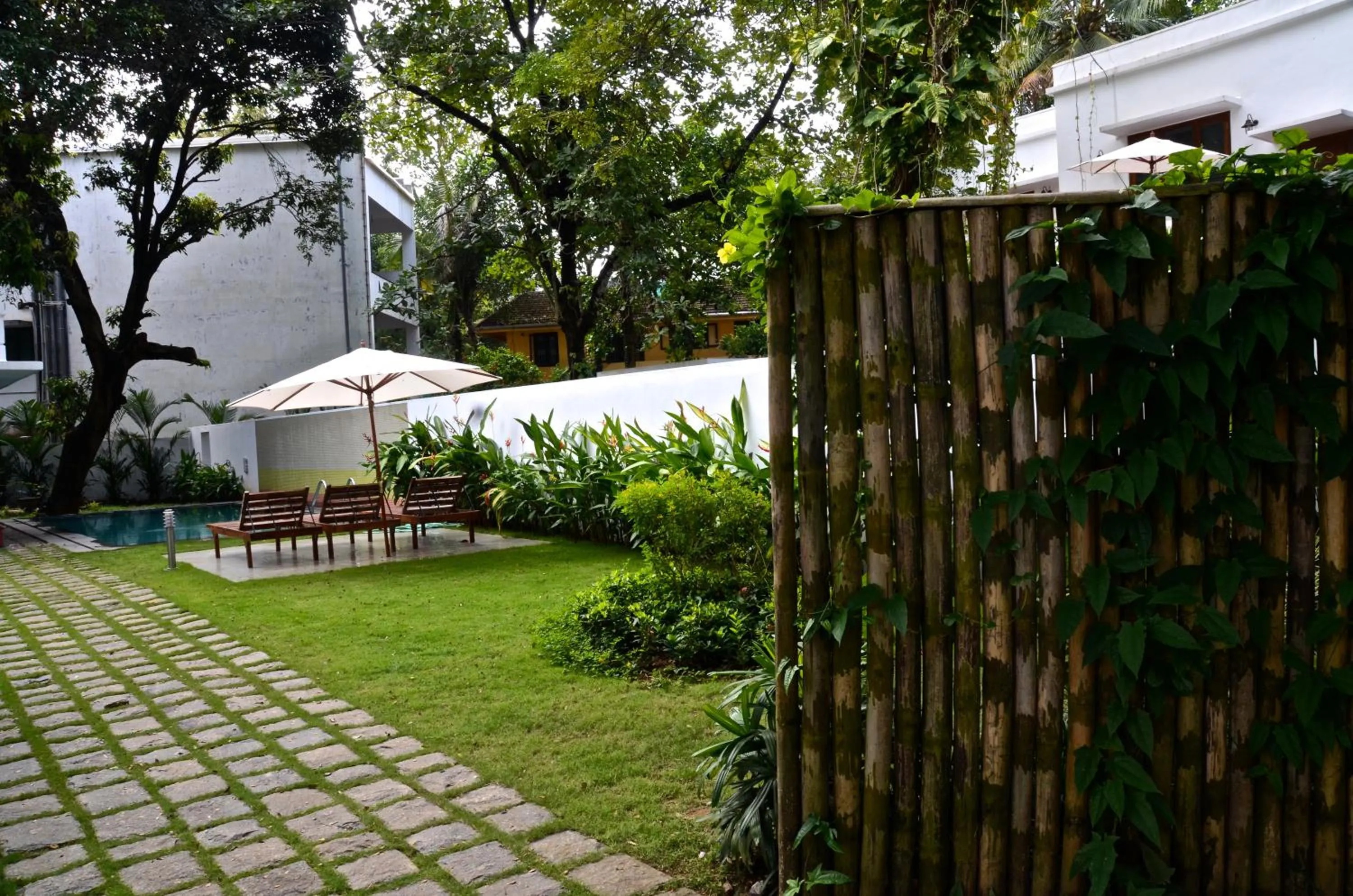 Swimming pool in Beach Gate Bungalows - A CGH Earth SAHA Experience