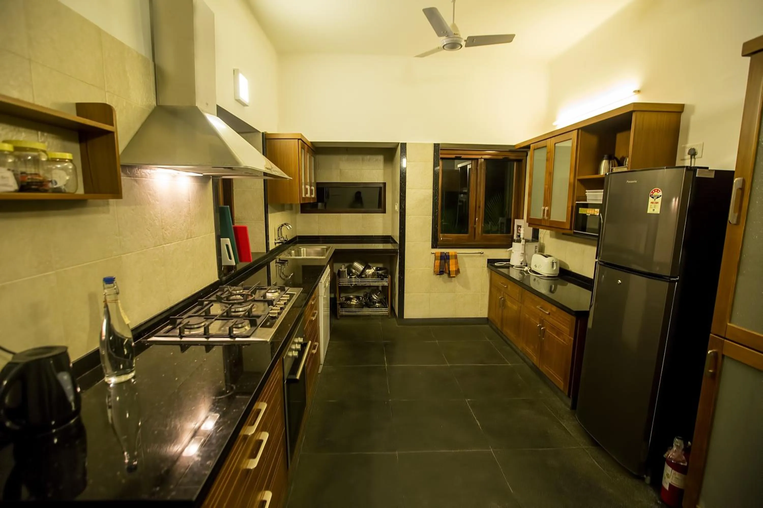 Kitchen or kitchenette in Beach Gate Bungalows - A CGH Earth SAHA Experience