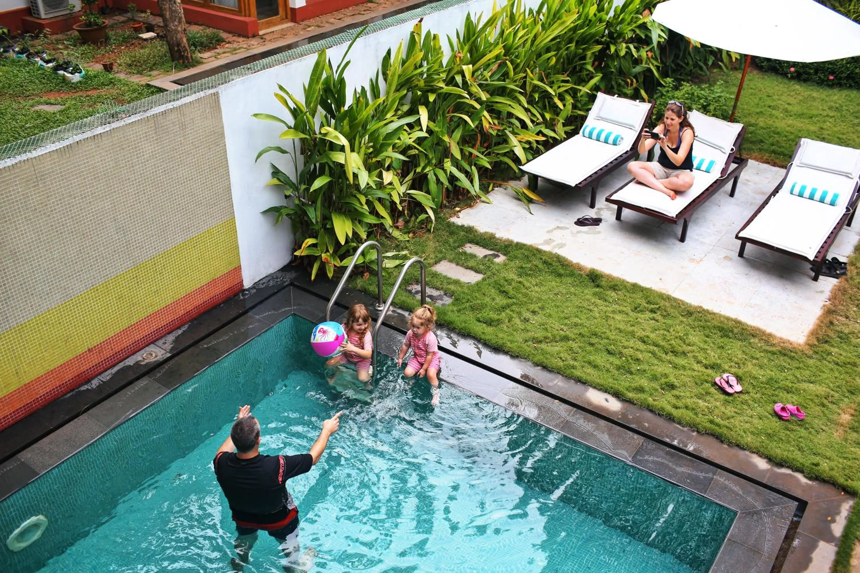 Swimming pool in Beach Gate Bungalows - A CGH Earth SAHA Experience