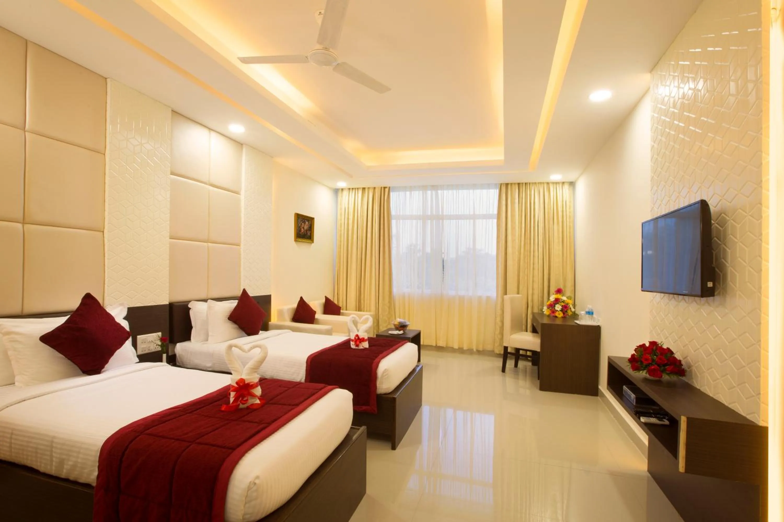 cot, Bed in Landmark Pallavaa Beach Resorts Mahabalipuram