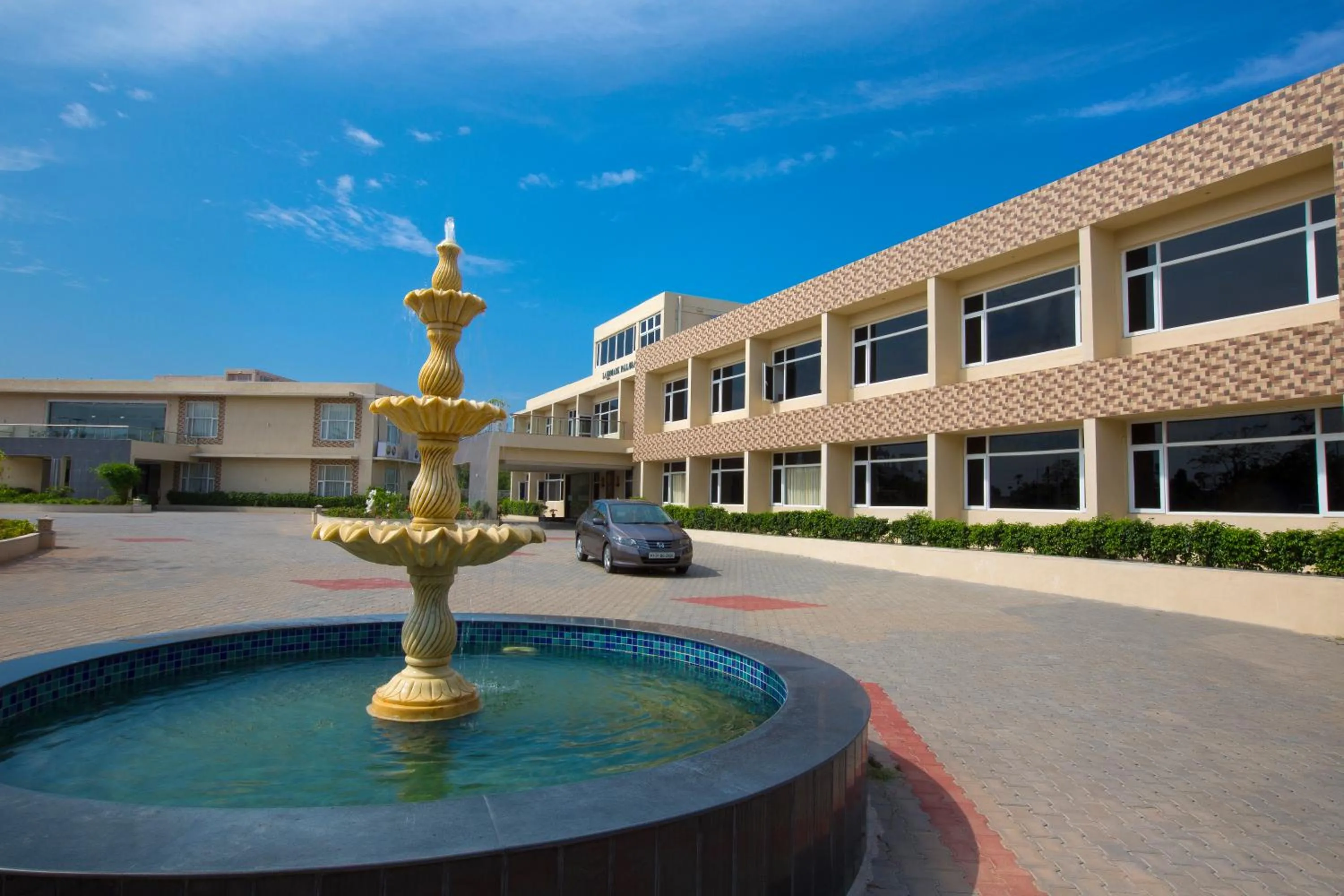 Facade/entrance in Landmark Pallavaa Beach Resorts Mahabalipuram