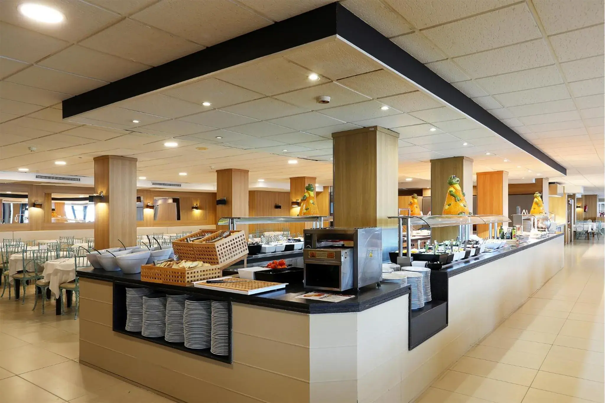 Restaurant/places to eat in Hotel Guitart Central Park Aqua Resort Restaurant/places to eat in Hotel Guitart Central Park Aqua Resort