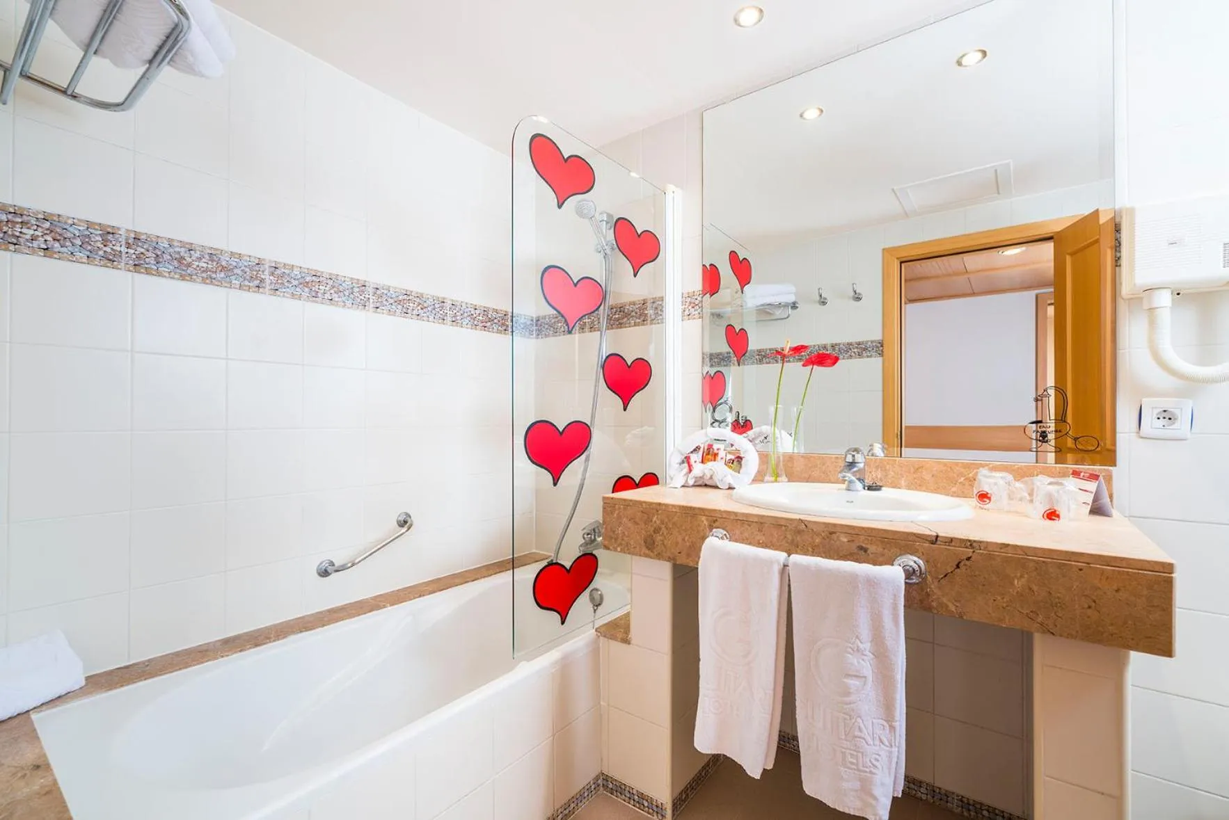 Bathroom in Hotel Guitart Central Park Aqua Resort