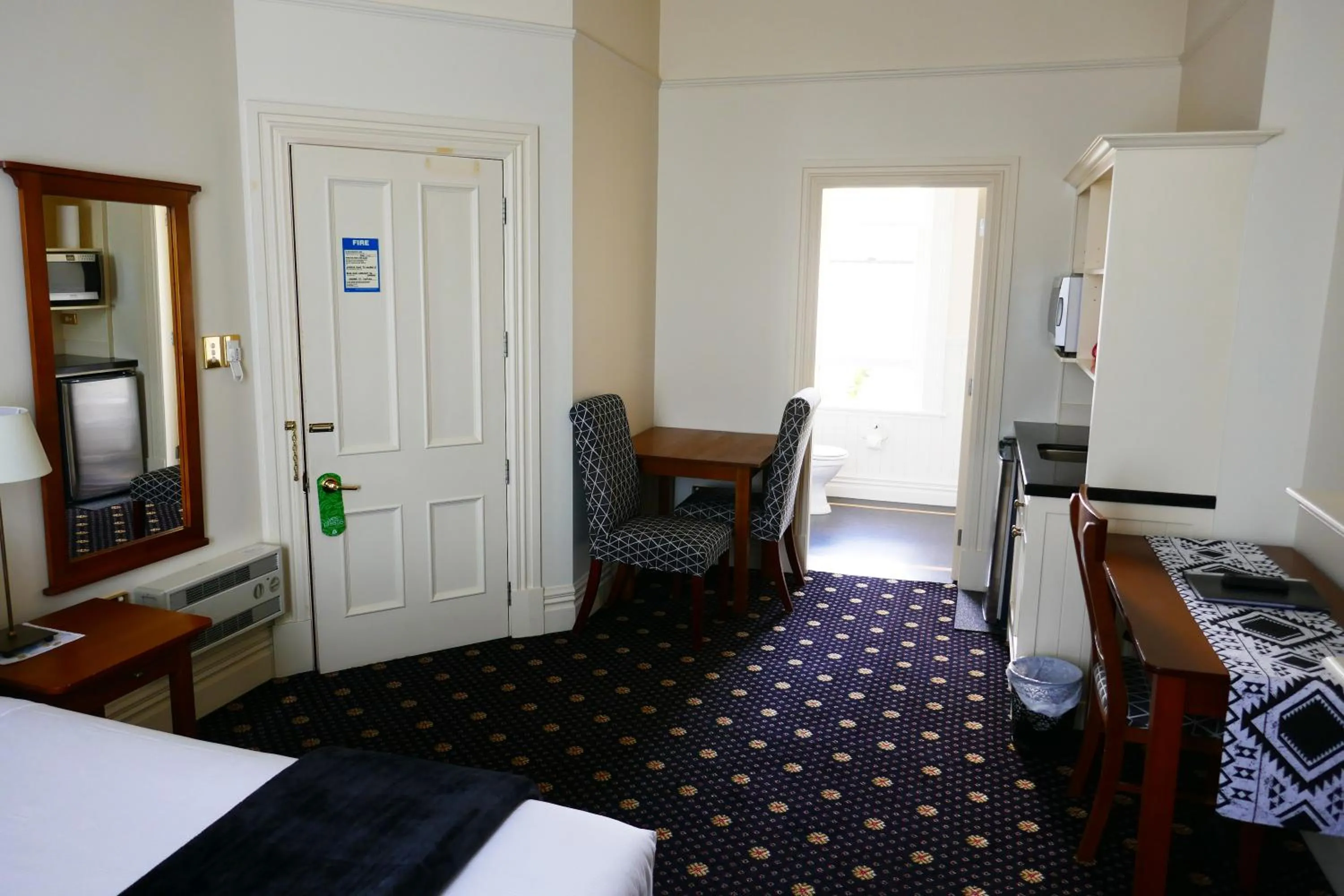 Bedroom, Bed in Highland House Boutique Hotel