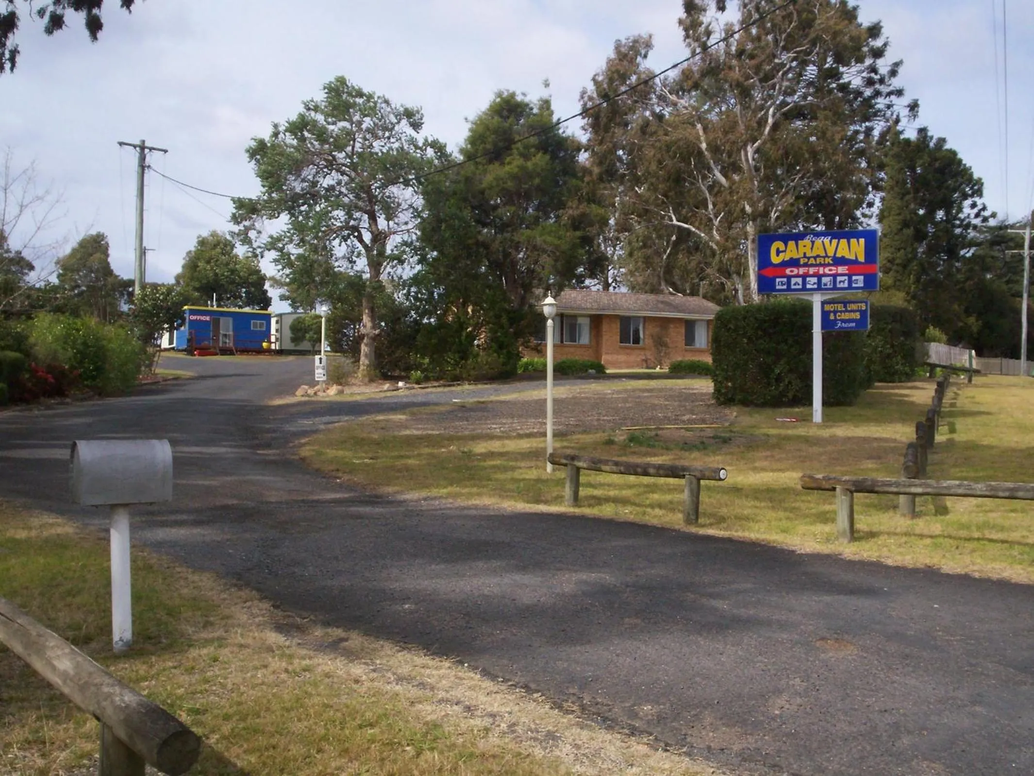 Property logo or sign in Bega Caravan Park