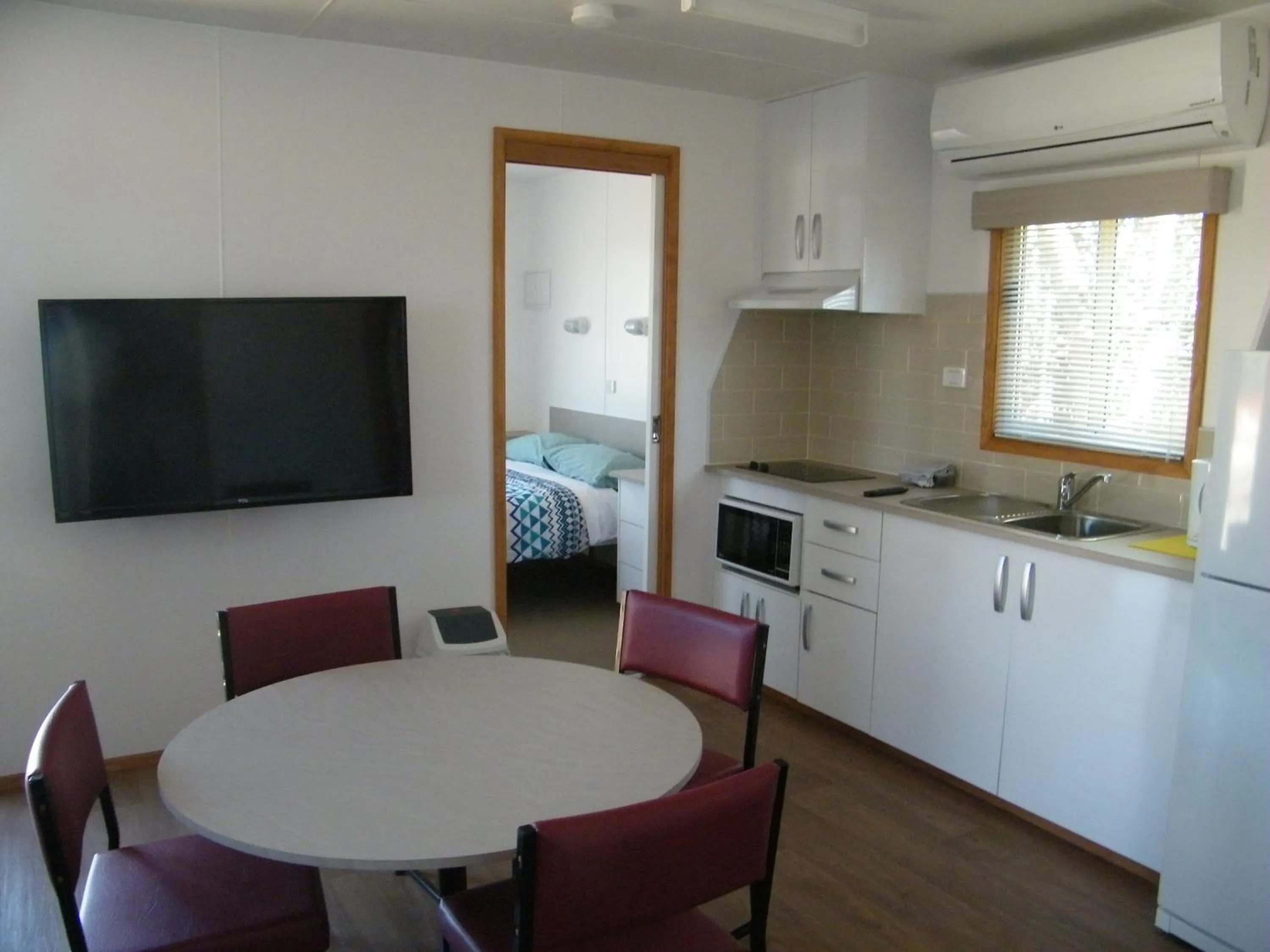 Dining area in Bega Caravan Park
