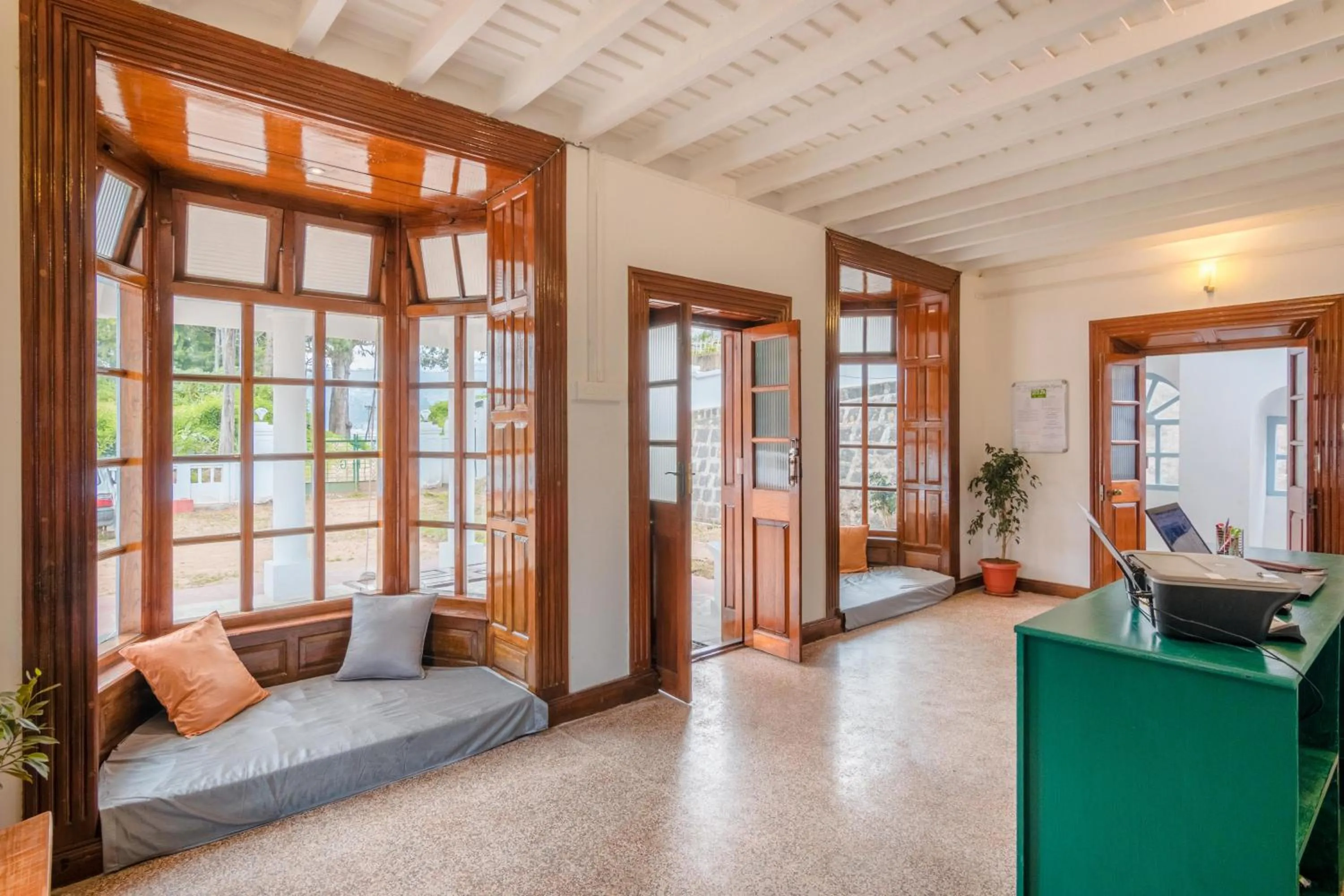 Lobby or reception in Zostel Ooty