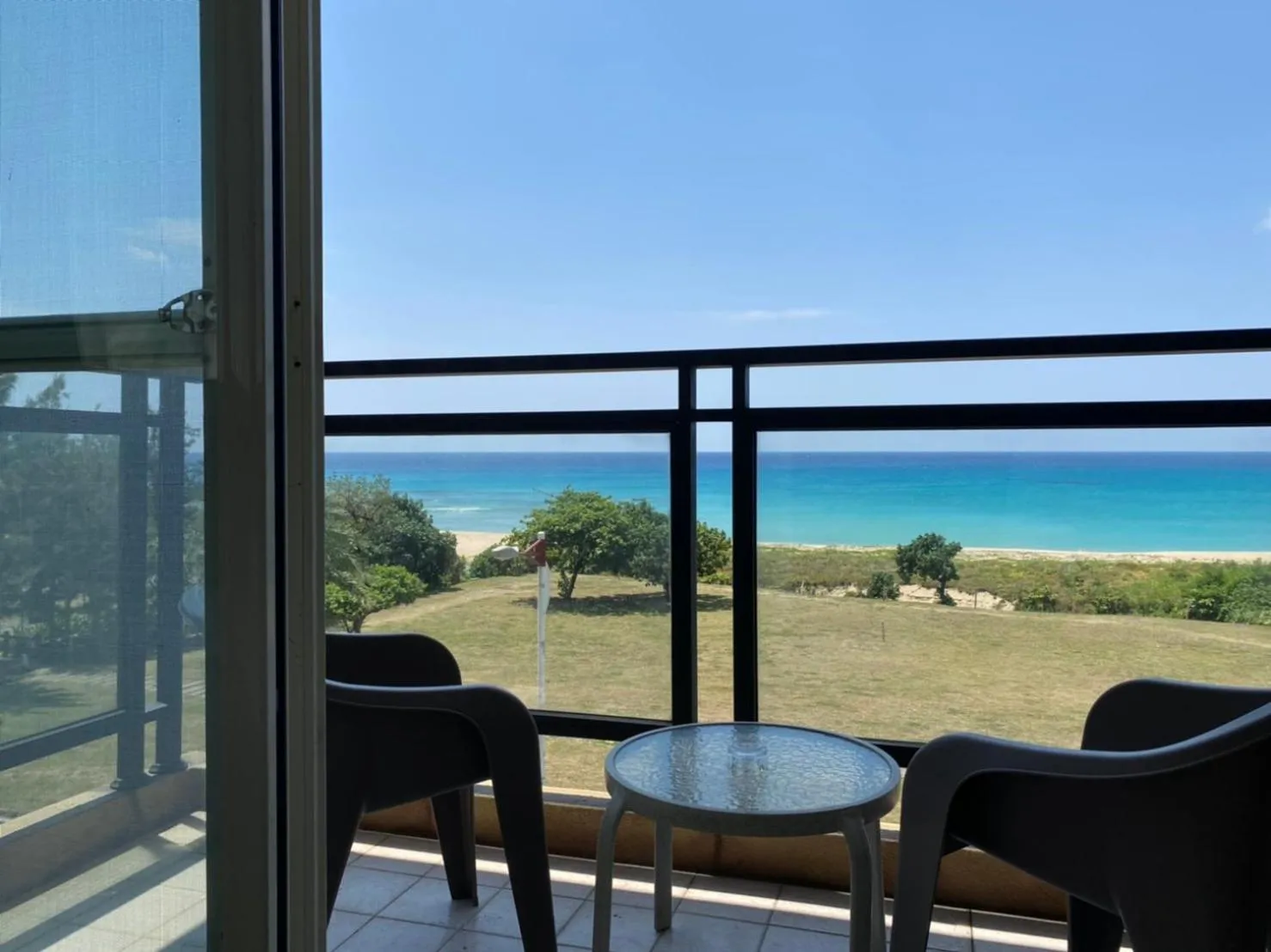 Balcony/Terrace in LoveSea 126 Beach Inn