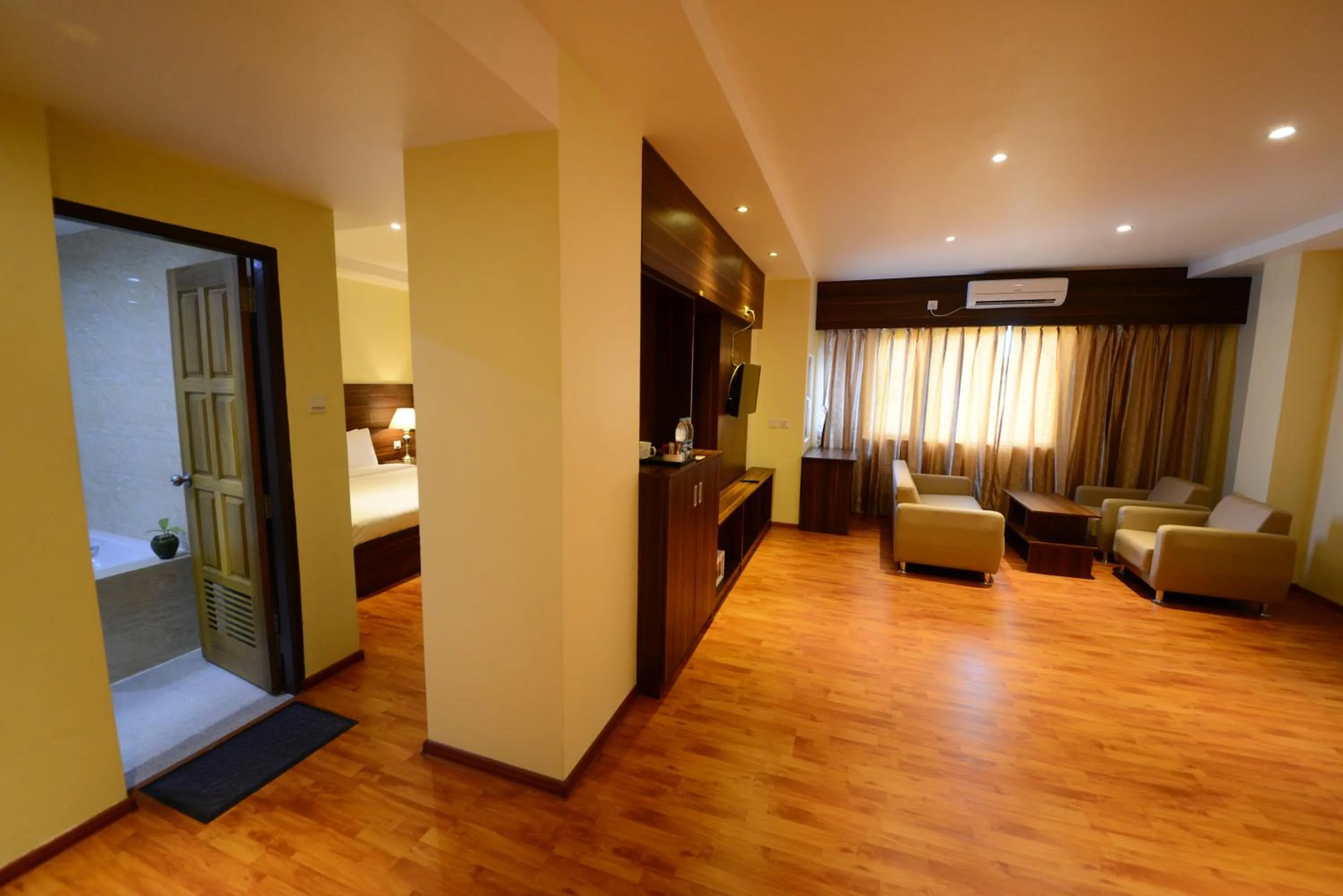 Living room in Silver Green Hotel