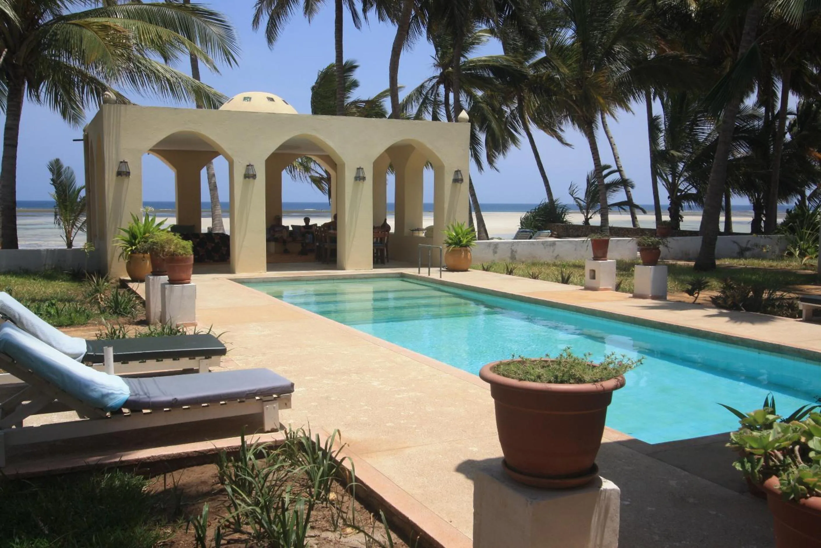 Swimming pool in Sawa Sawa Beach House