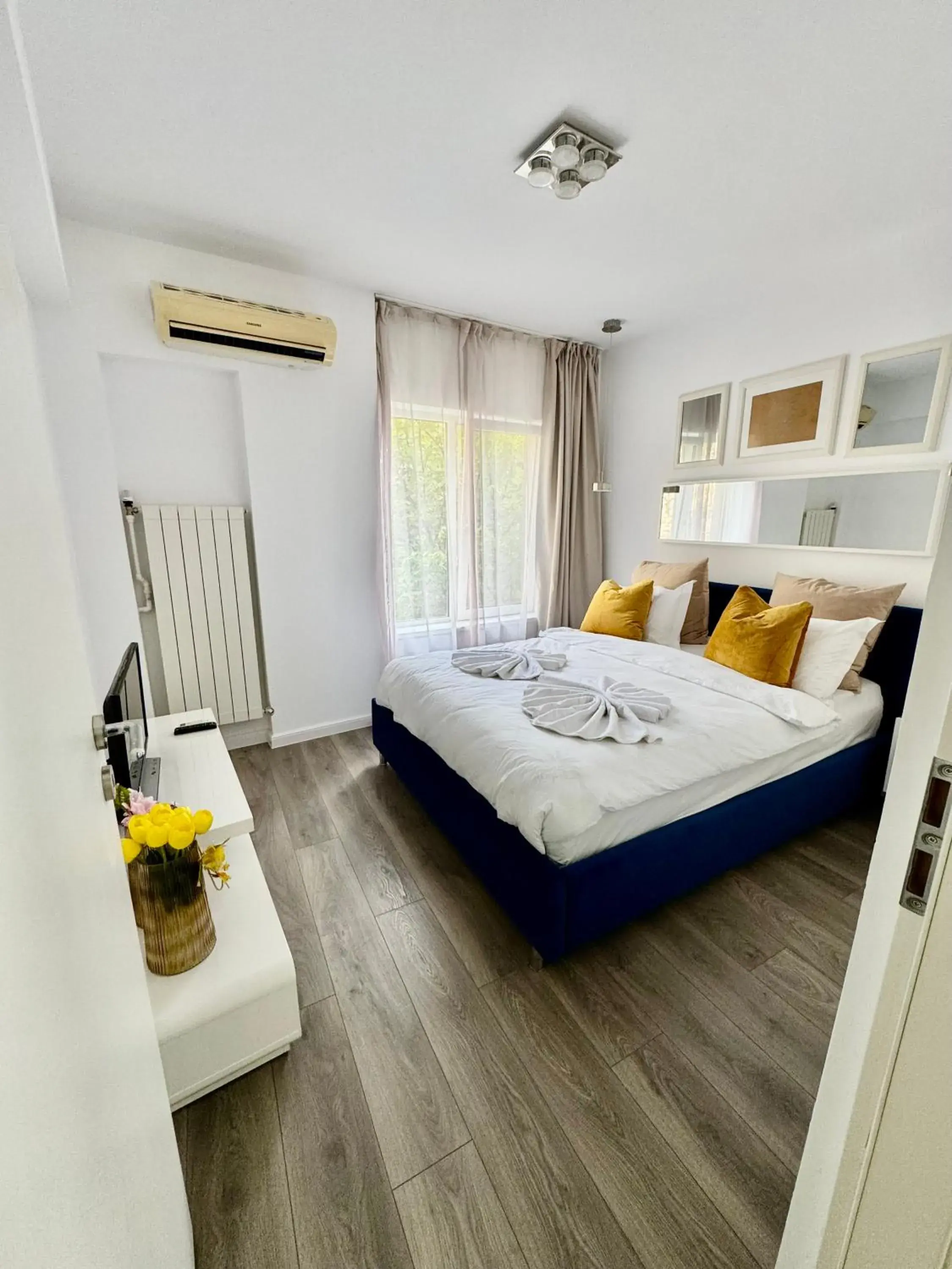 Metropole Apartments Romana Square Metropole Apartments Romana Square