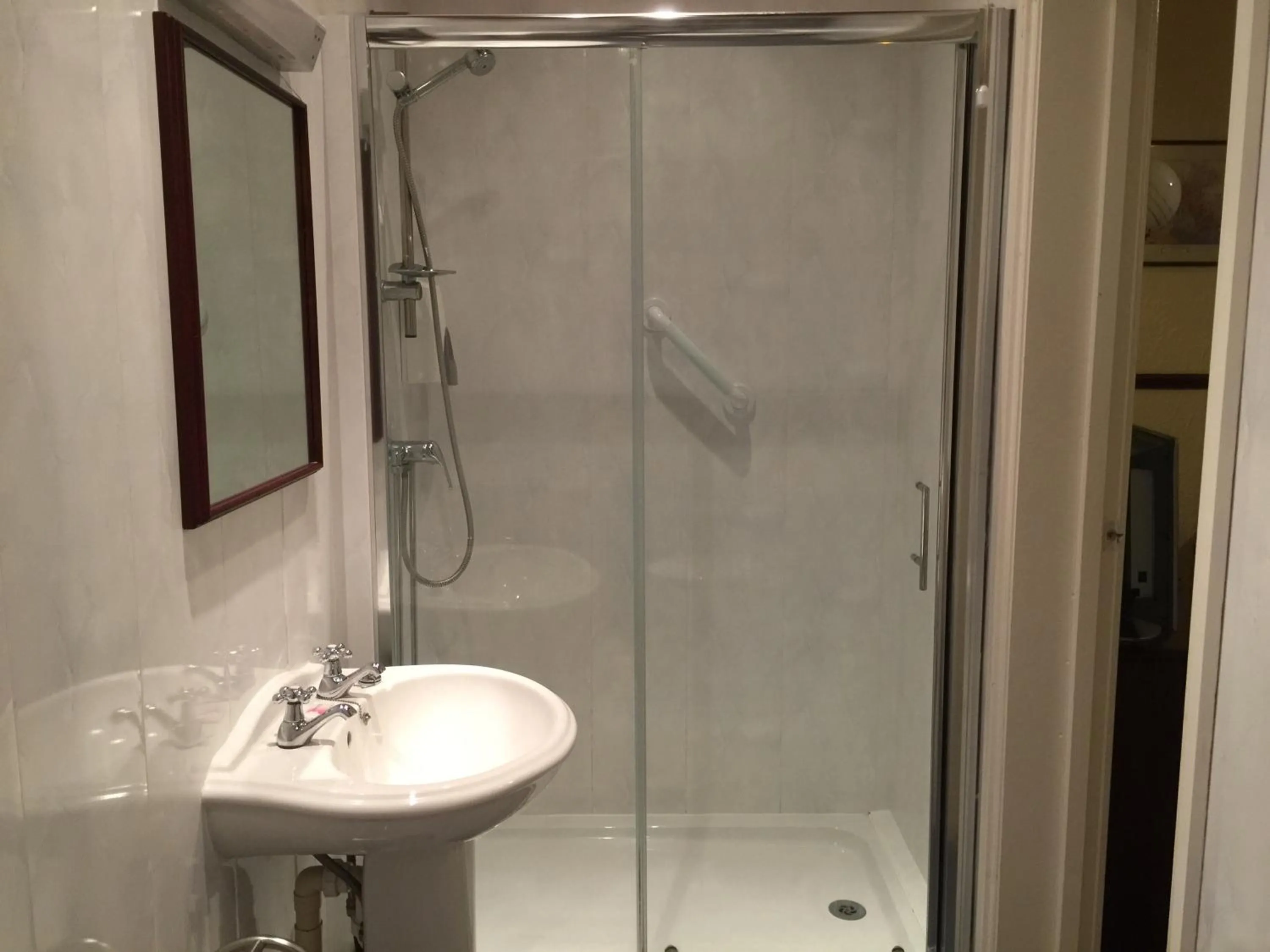 Bathroom in Seascape Hotel