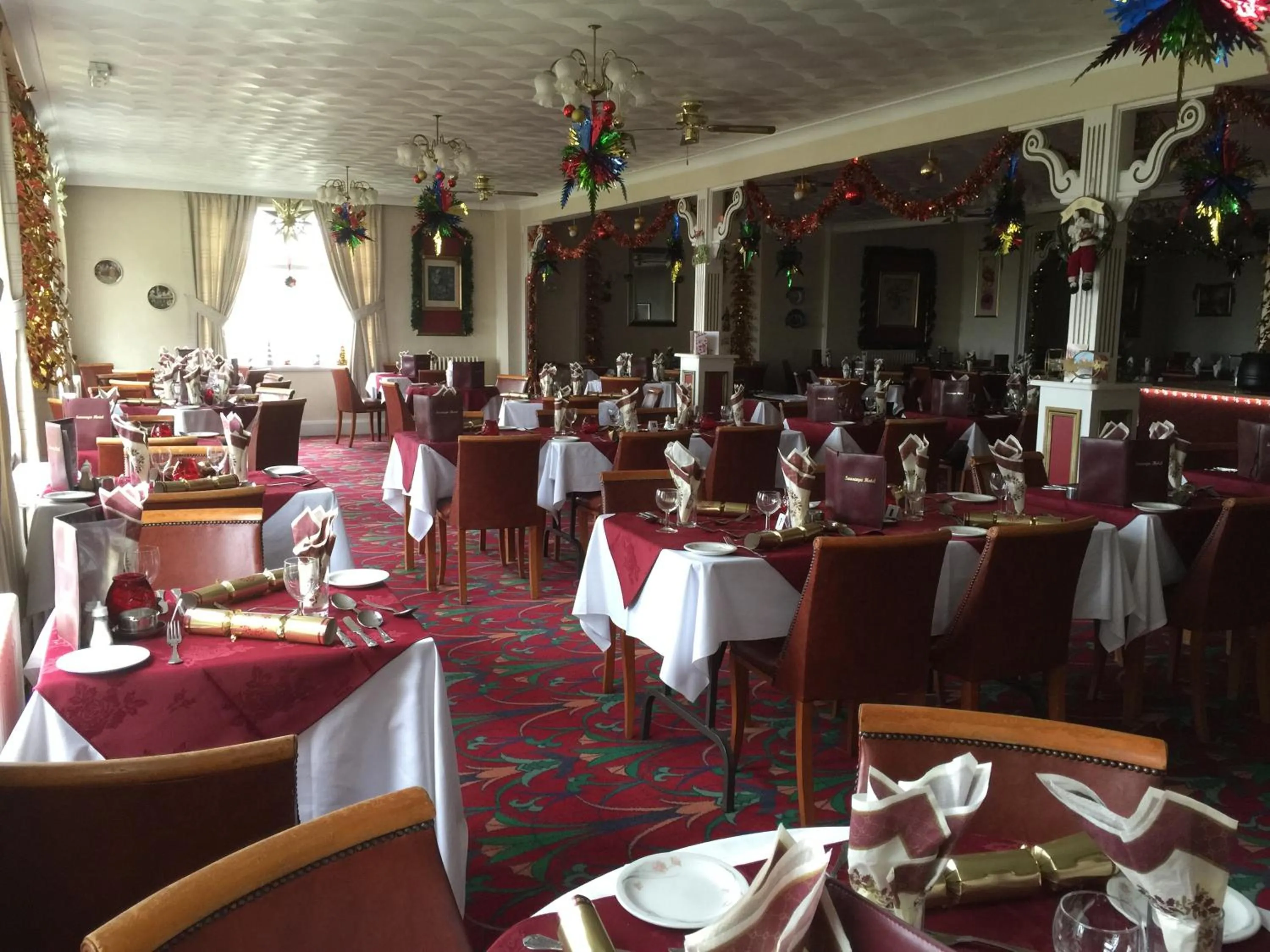 Restaurant/places to eat in Seascape Hotel