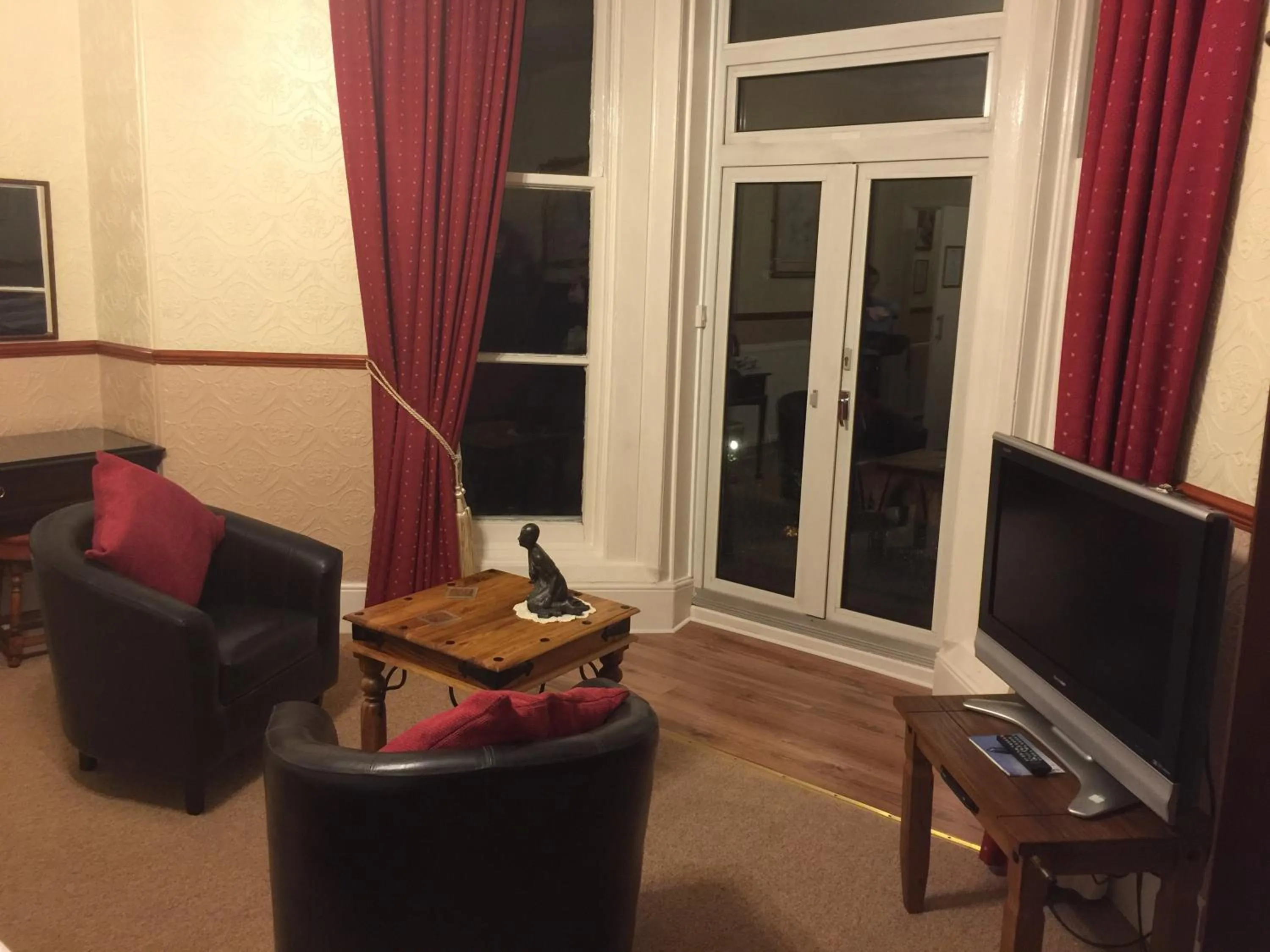 Bedroom in Seascape Hotel