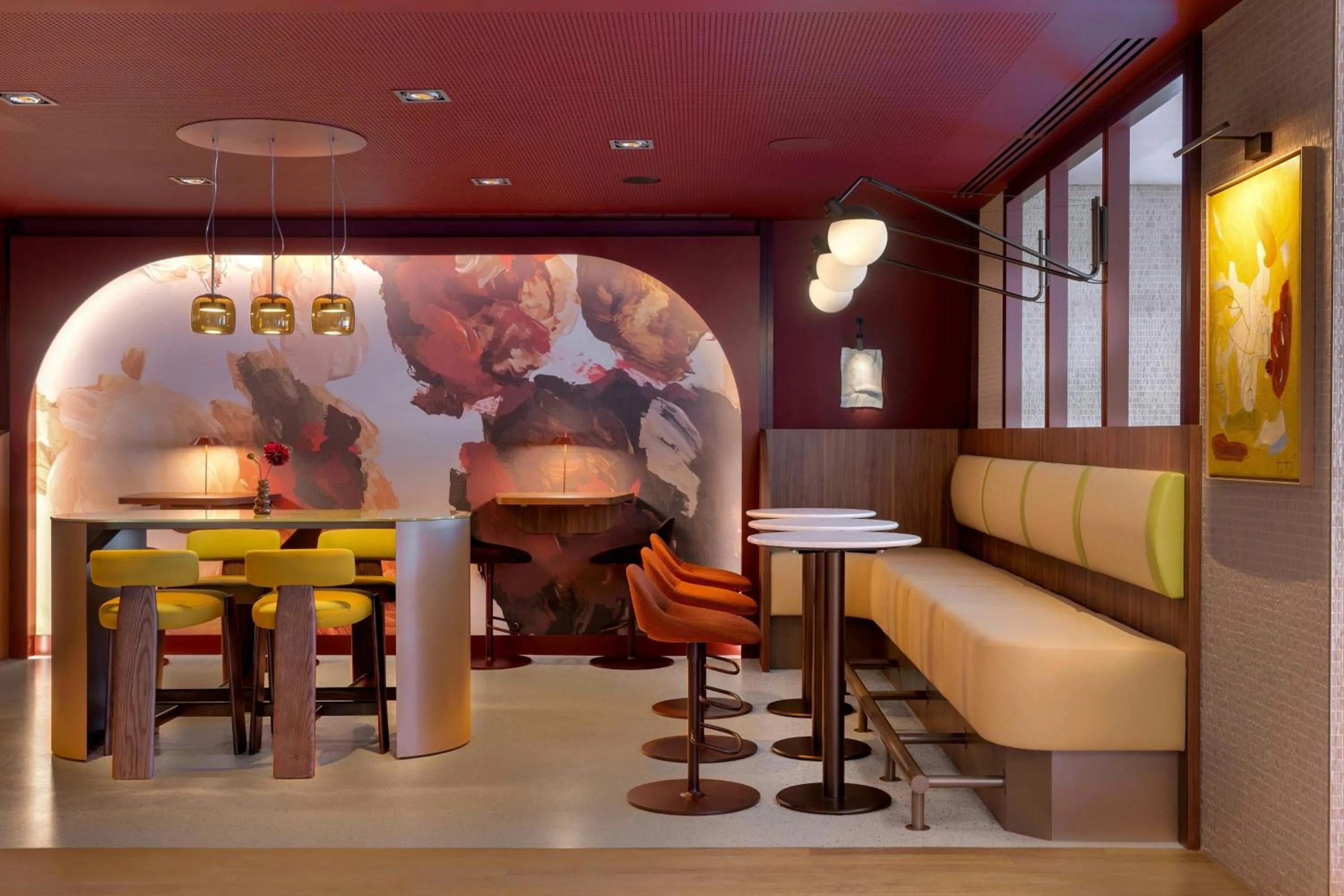 Lounge or bar in Amsterdam Marriott Hotel