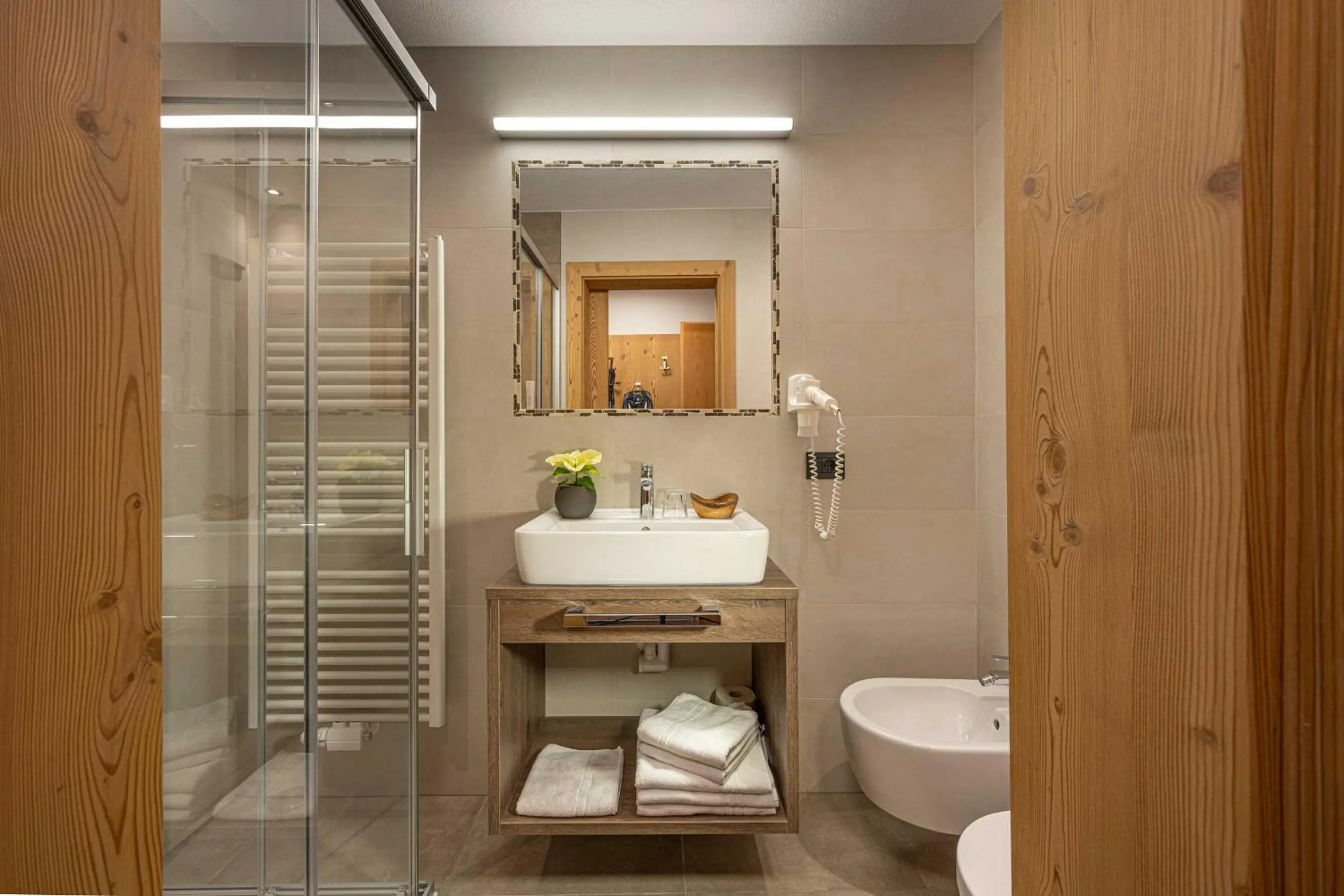 Almhotel Lenz