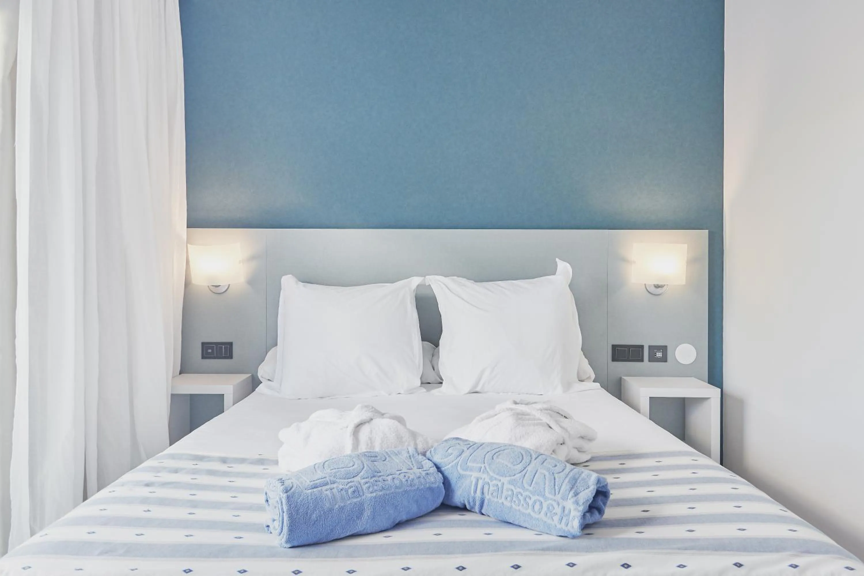 Bed in Gloria Palace San Agustín Thalasso & Hotel