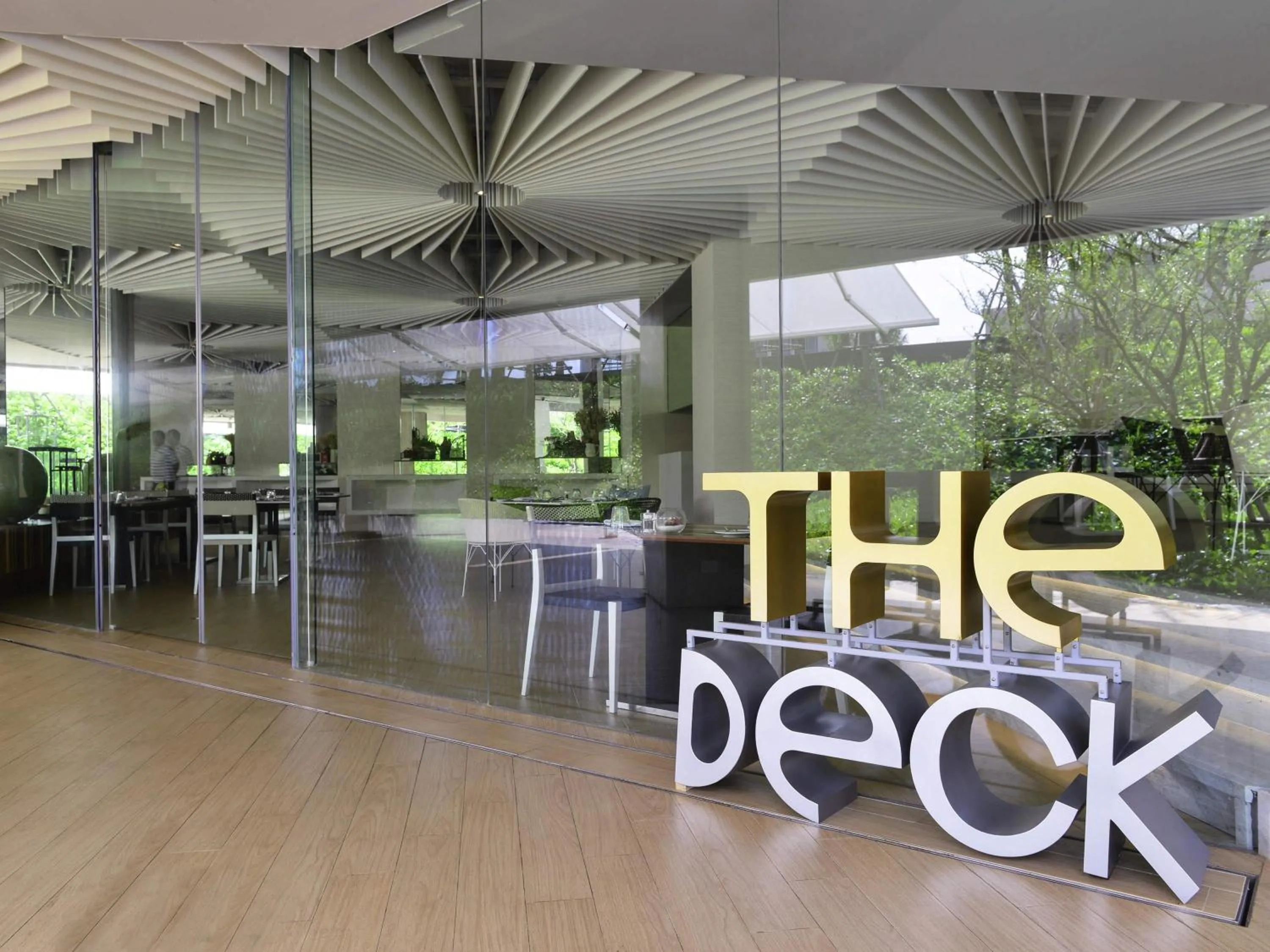 Restaurant/places to eat in Veranda Resort Pattaya - MGallery Collection, Accor Hotel