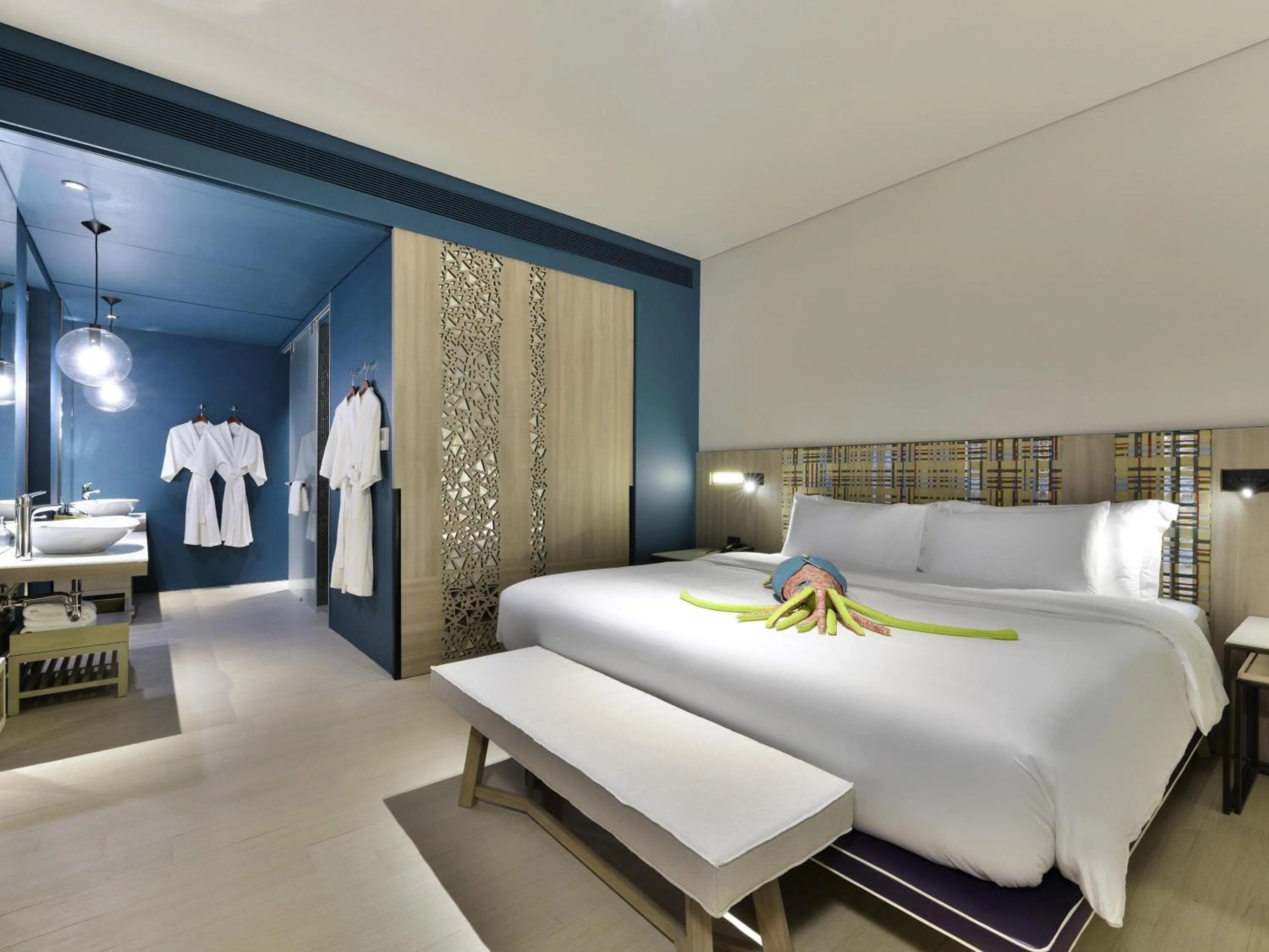 Photo of the whole room, Bed in Veranda Resort Pattaya - MGallery Collection, Accor Hotel