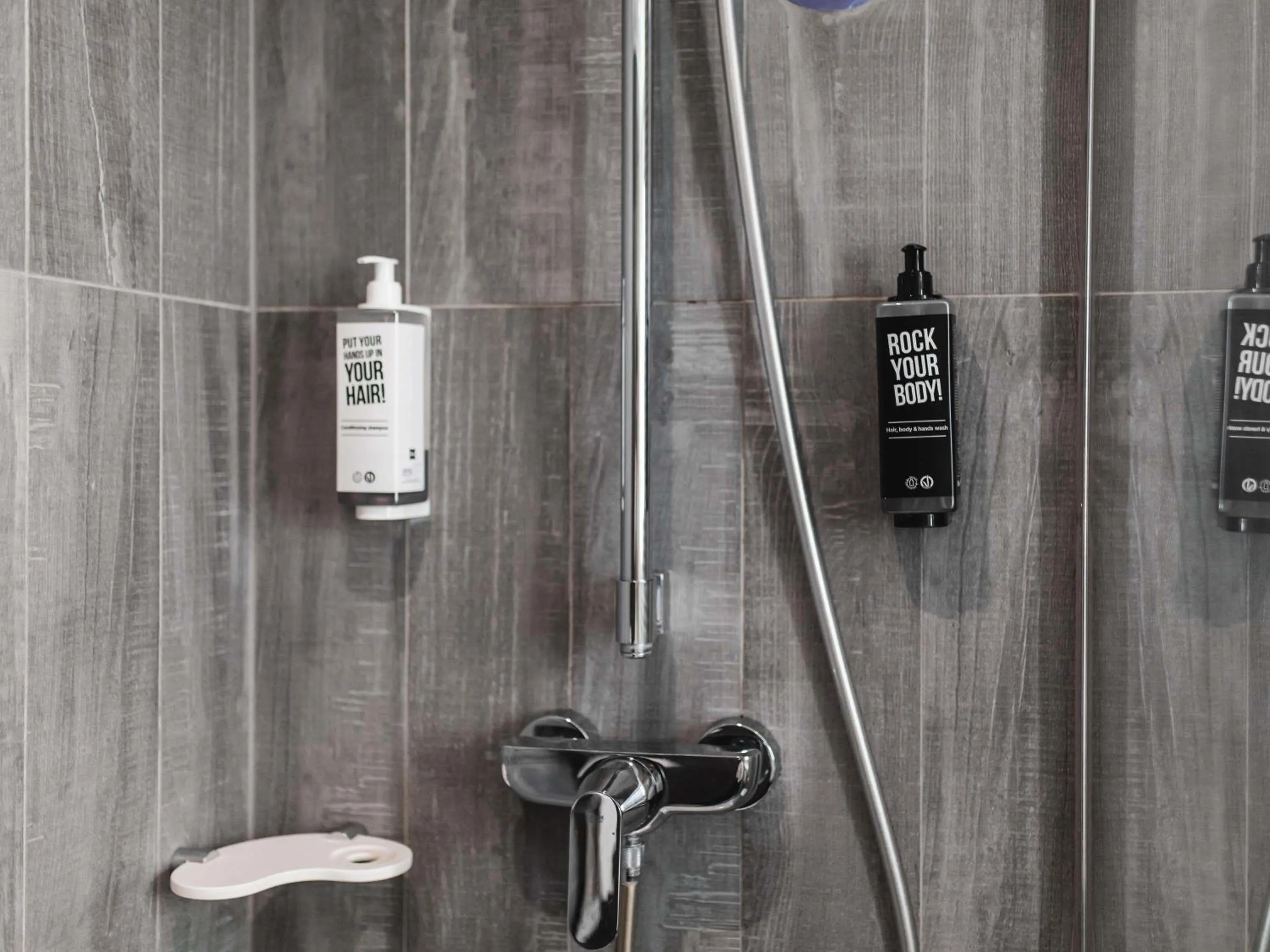 Bedroom in Ibis Wroclaw Centrum