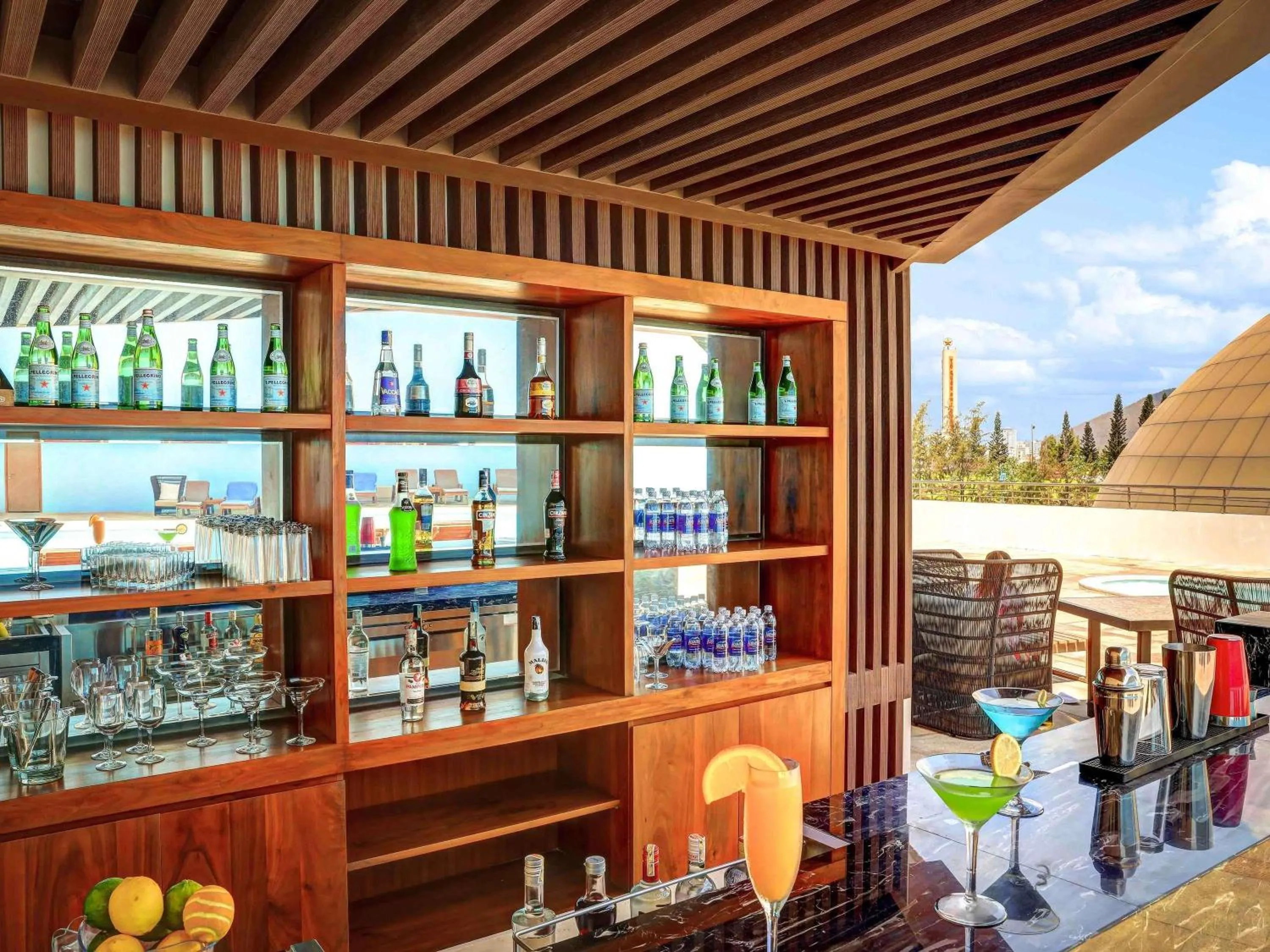 Lounge or bar in Pullman Vung Tau