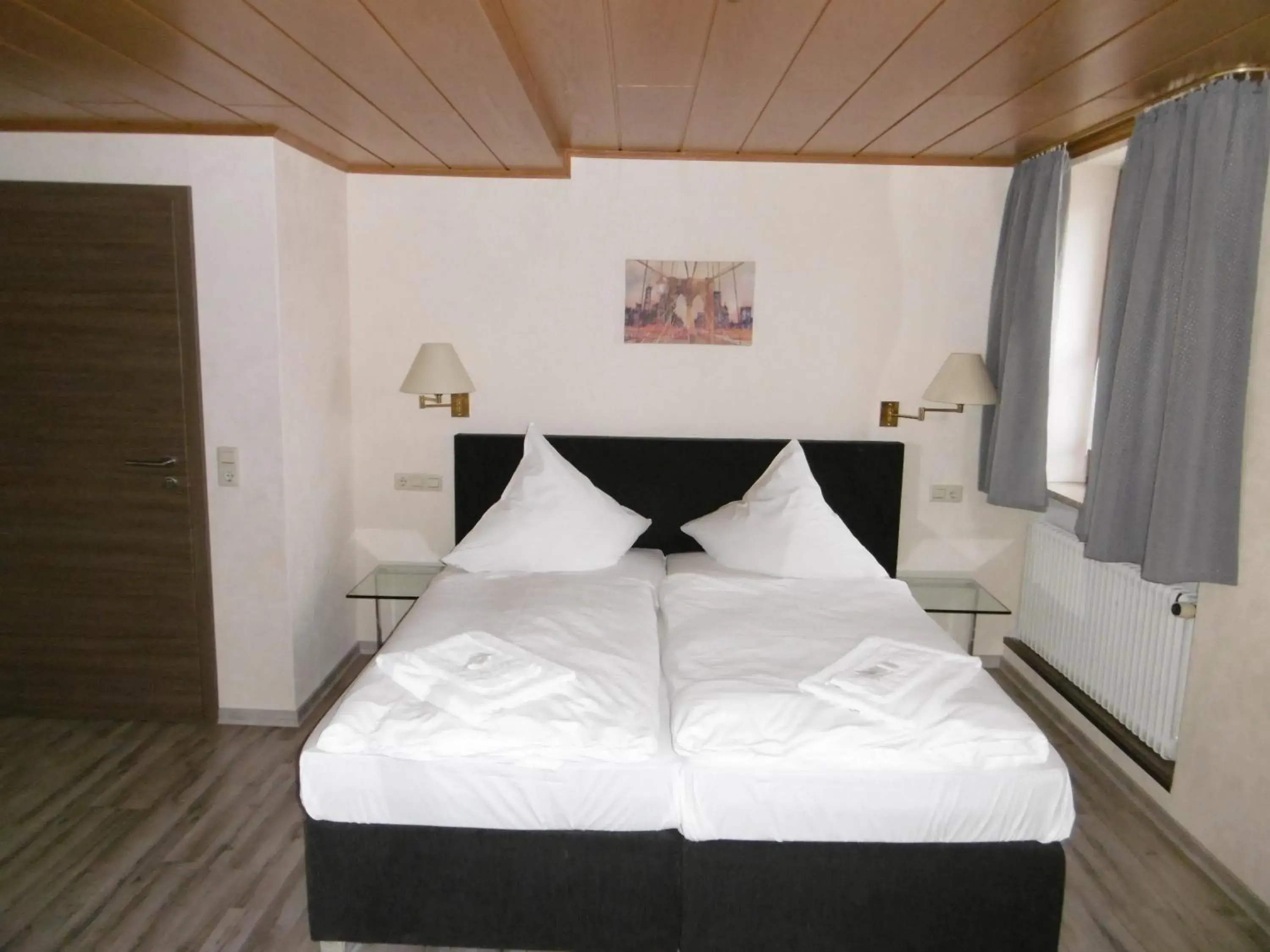 Double Room with Private Bathroom in Gästepension zum Stern Double Room with Private Bathroom in Gästepension zum Stern