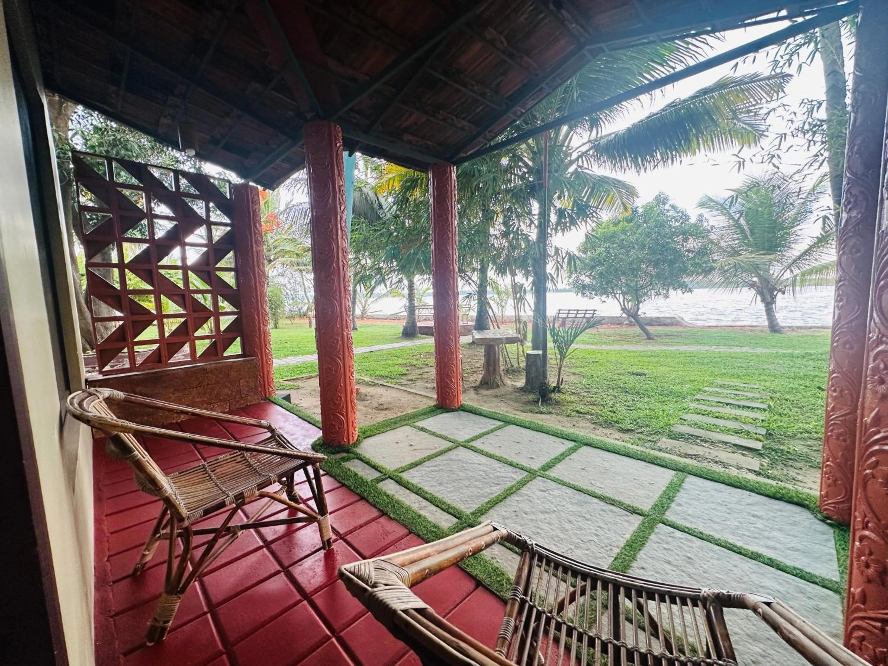 Lake N River Resort Munroe Island