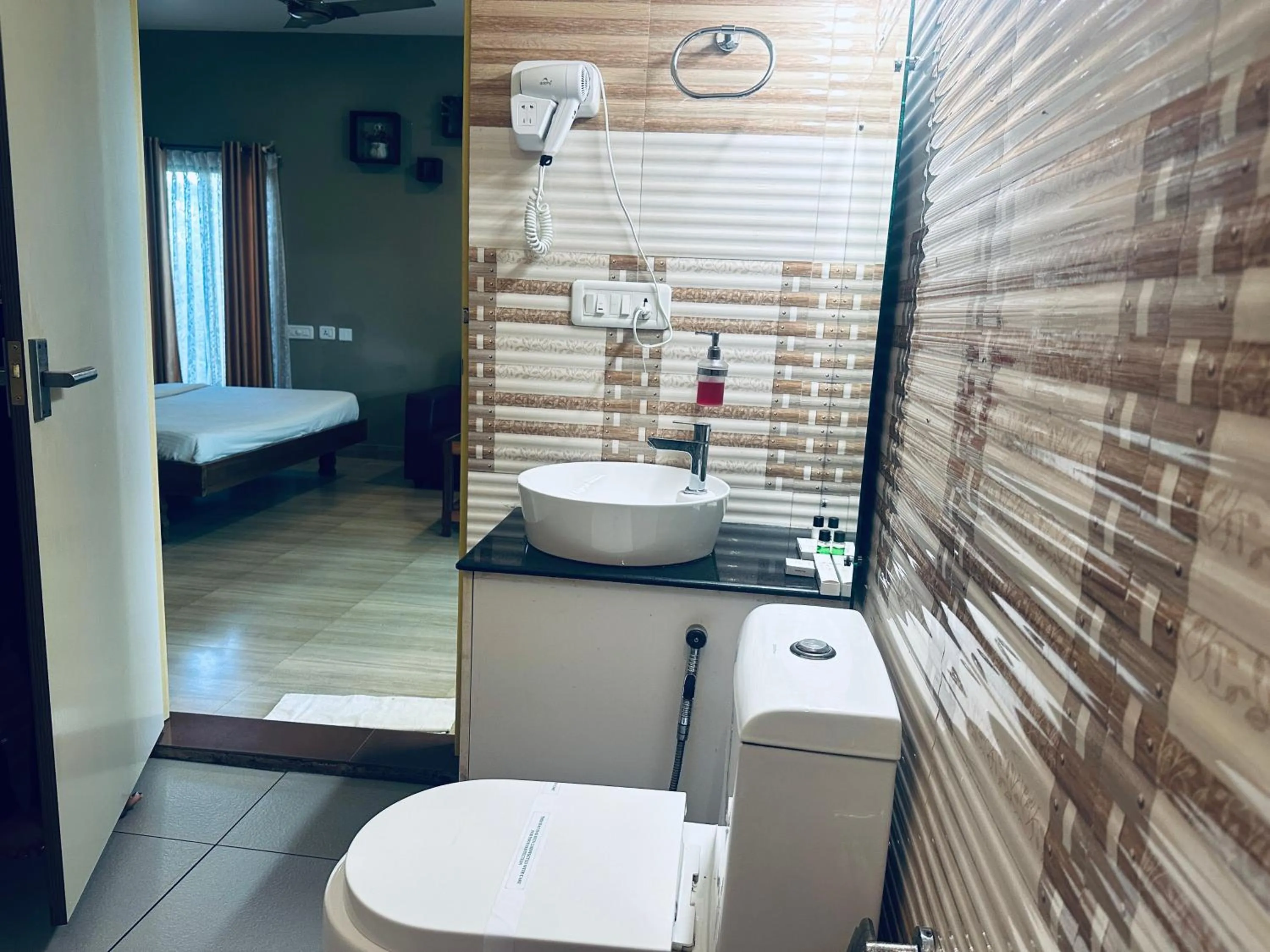 Lake N River Resort Munroe Island