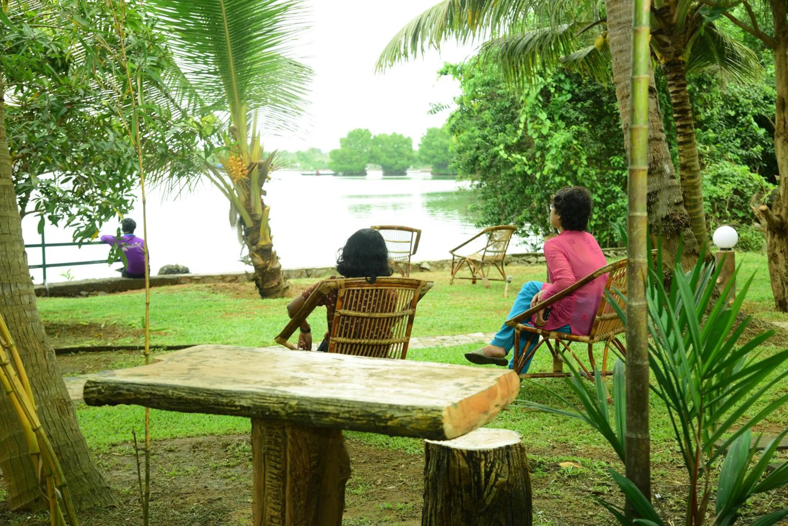 Lake N River Resort Munroe Island