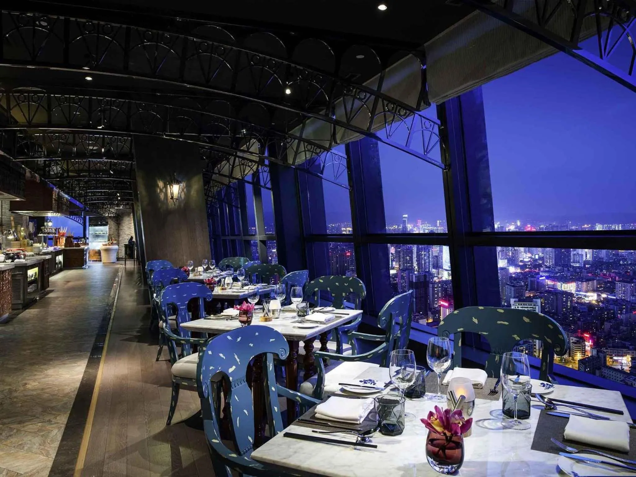 Restaurant/places to eat in Sofitel Kunming