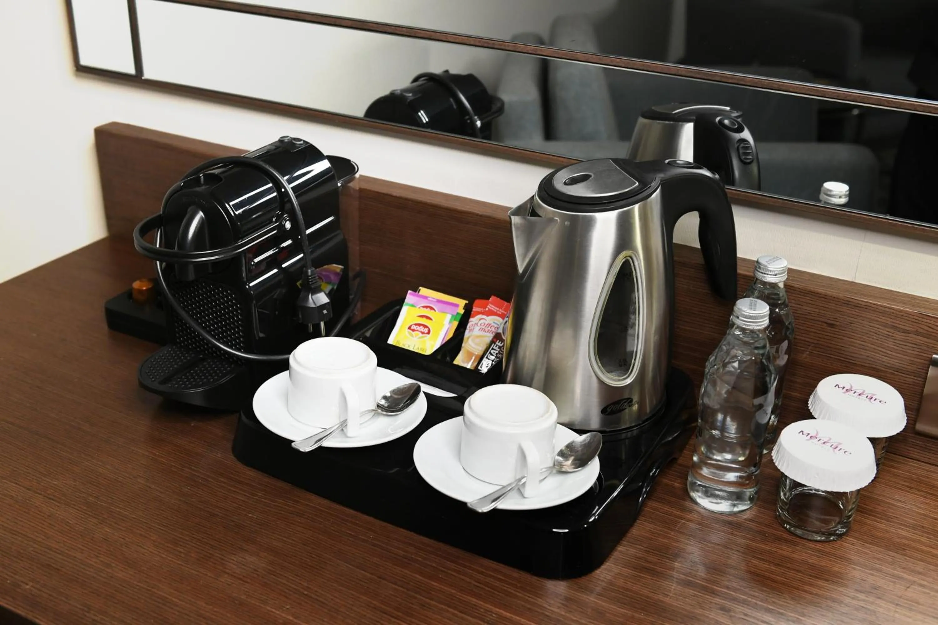 Coffee/tea facilities in Mercure Istanbul West Hotel & Convention Center