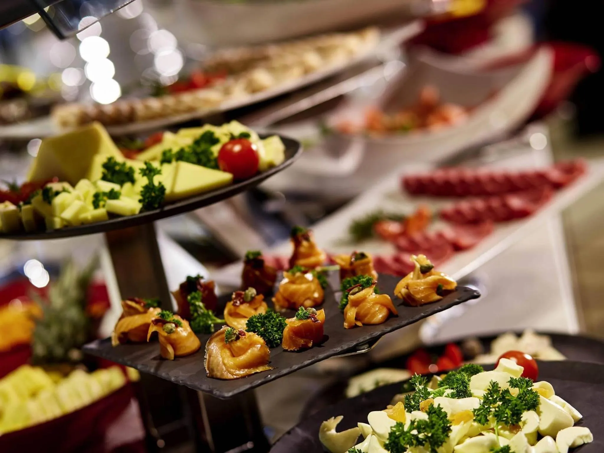 Restaurant/places to eat in Pullman Istanbul Hotel & Convention Center