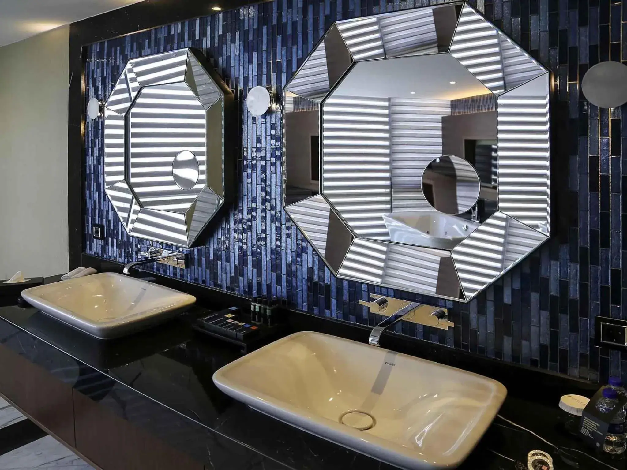 Bedroom in Pullman Istanbul Hotel & Convention Center Bedroom in Pullman Istanbul Hotel & Convention Center