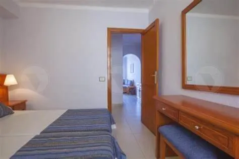 Bed in Hotel Malibu Park