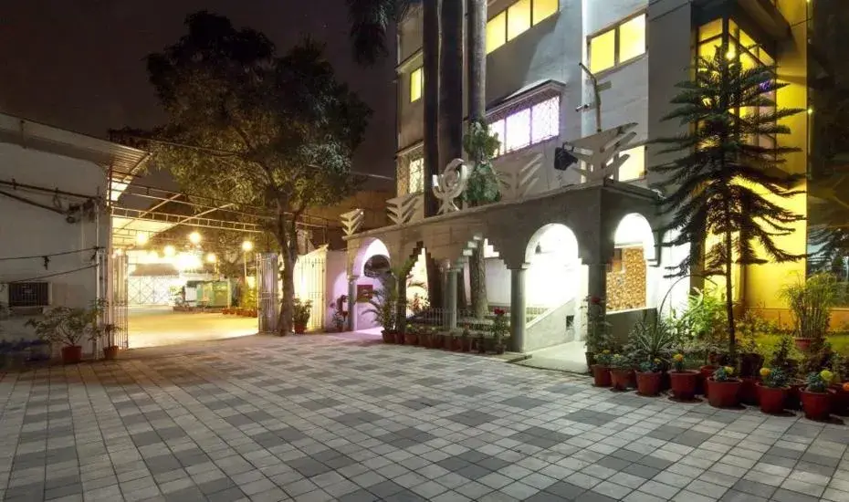 Restaurant/places to eat in Sher-E-Punjab Restaurant/places to eat in Sher-E-Punjab